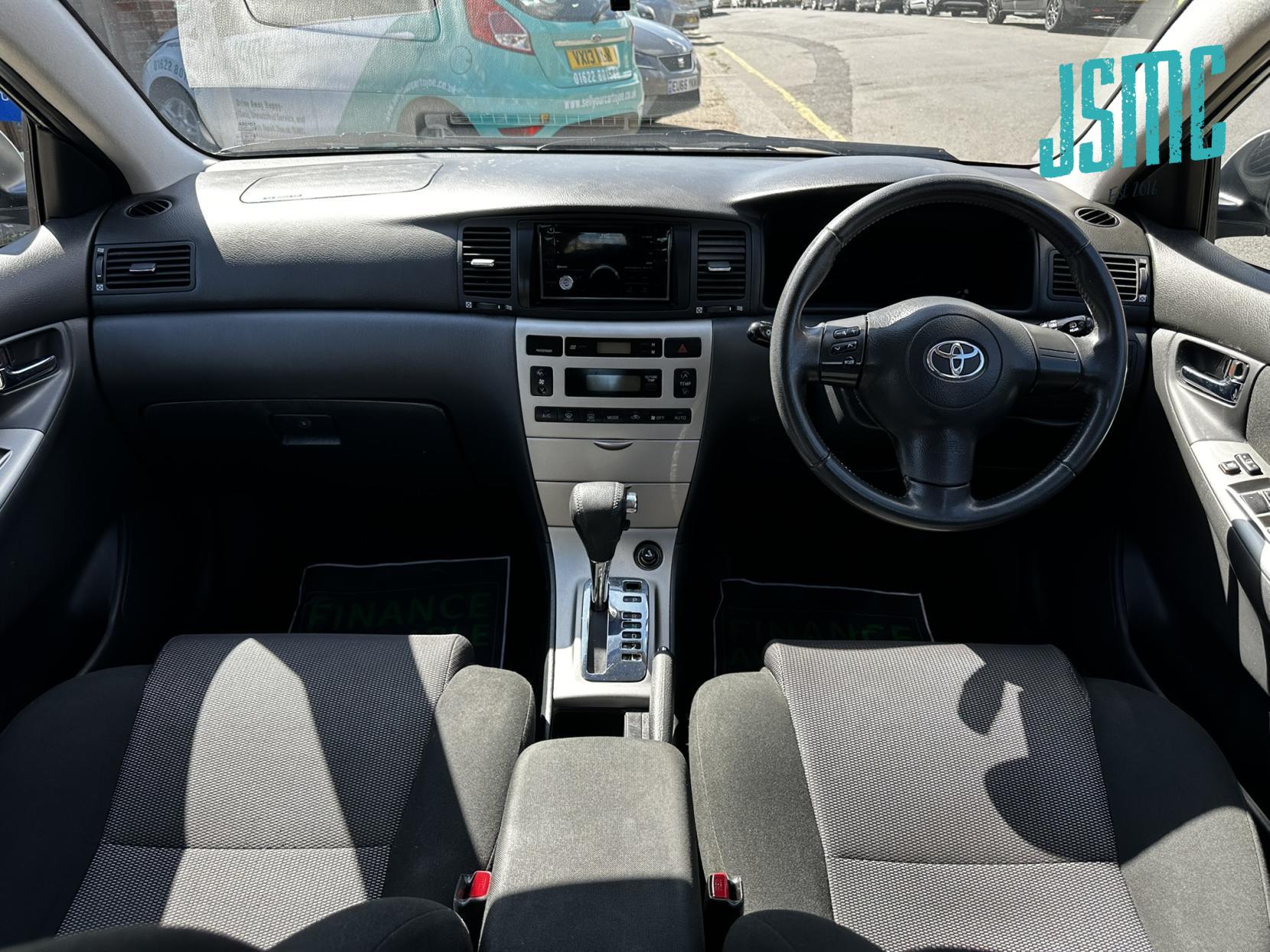 Toyota Corolla 1.6 VVT-i Colour Collection Hatchback 5dr Petrol Automatic (190 g/km, 109 bhp)