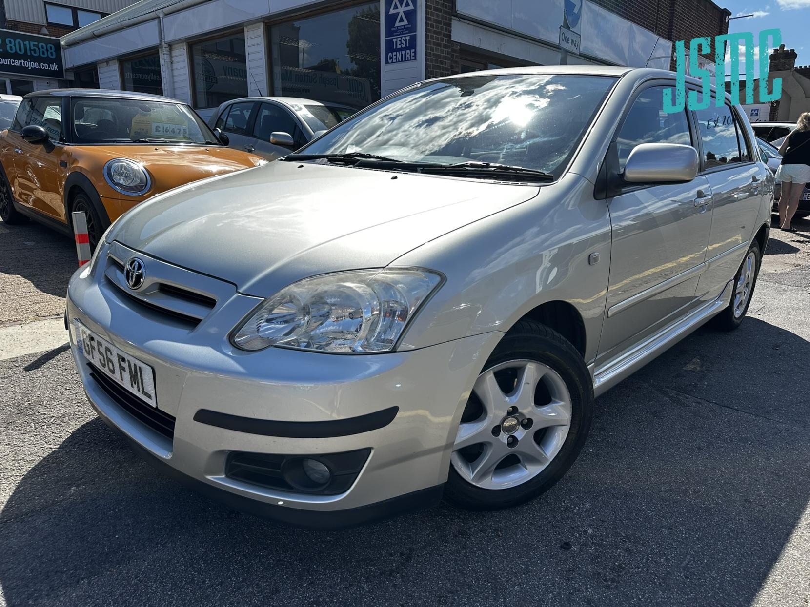 Toyota Corolla 1.6 VVT-i Colour Collection Hatchback 5dr Petrol Automatic (190 g/km, 109 bhp)