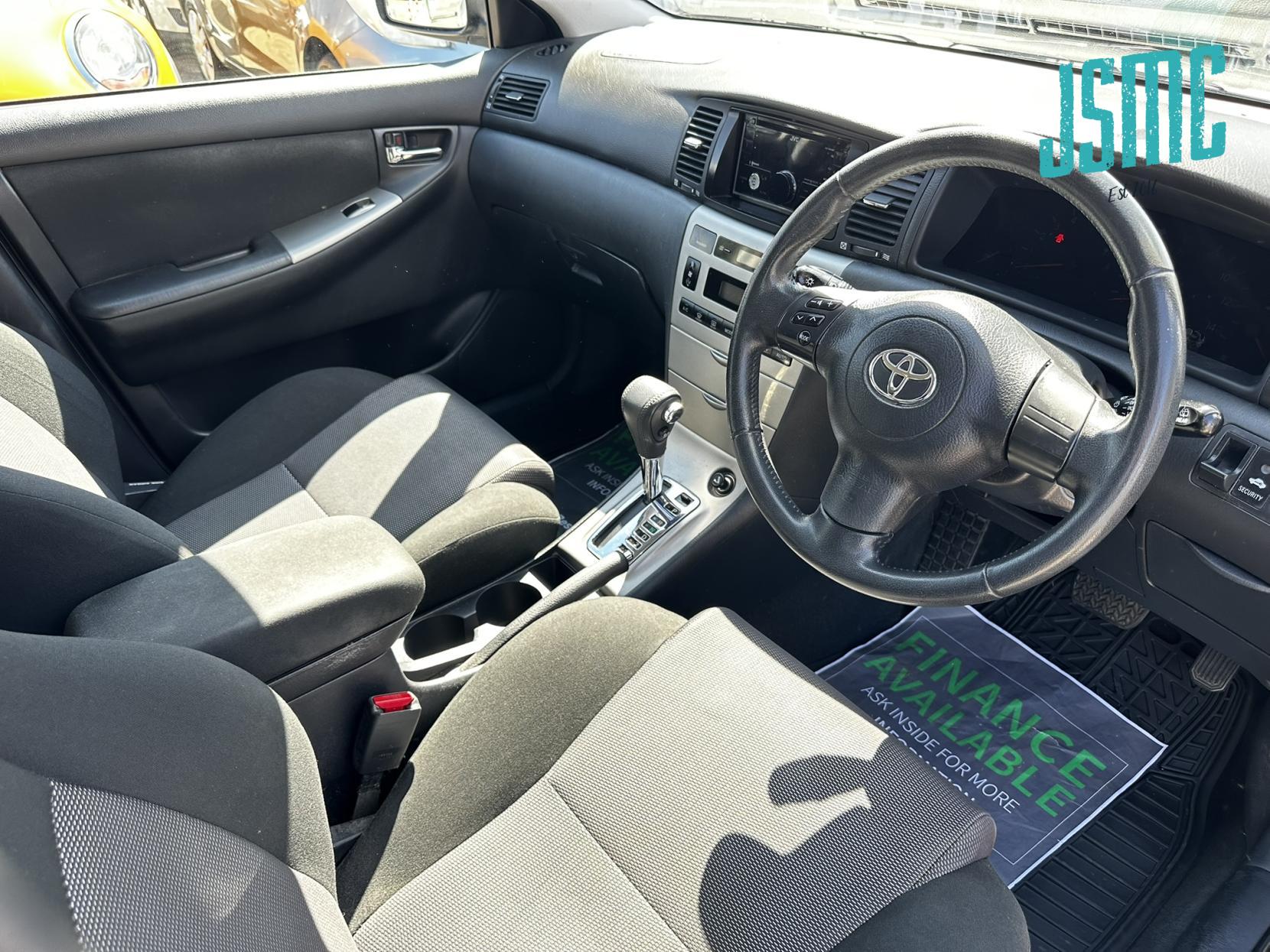 Toyota Corolla 1.6 VVT-i Colour Collection Hatchback 5dr Petrol Automatic (190 g/km, 109 bhp)