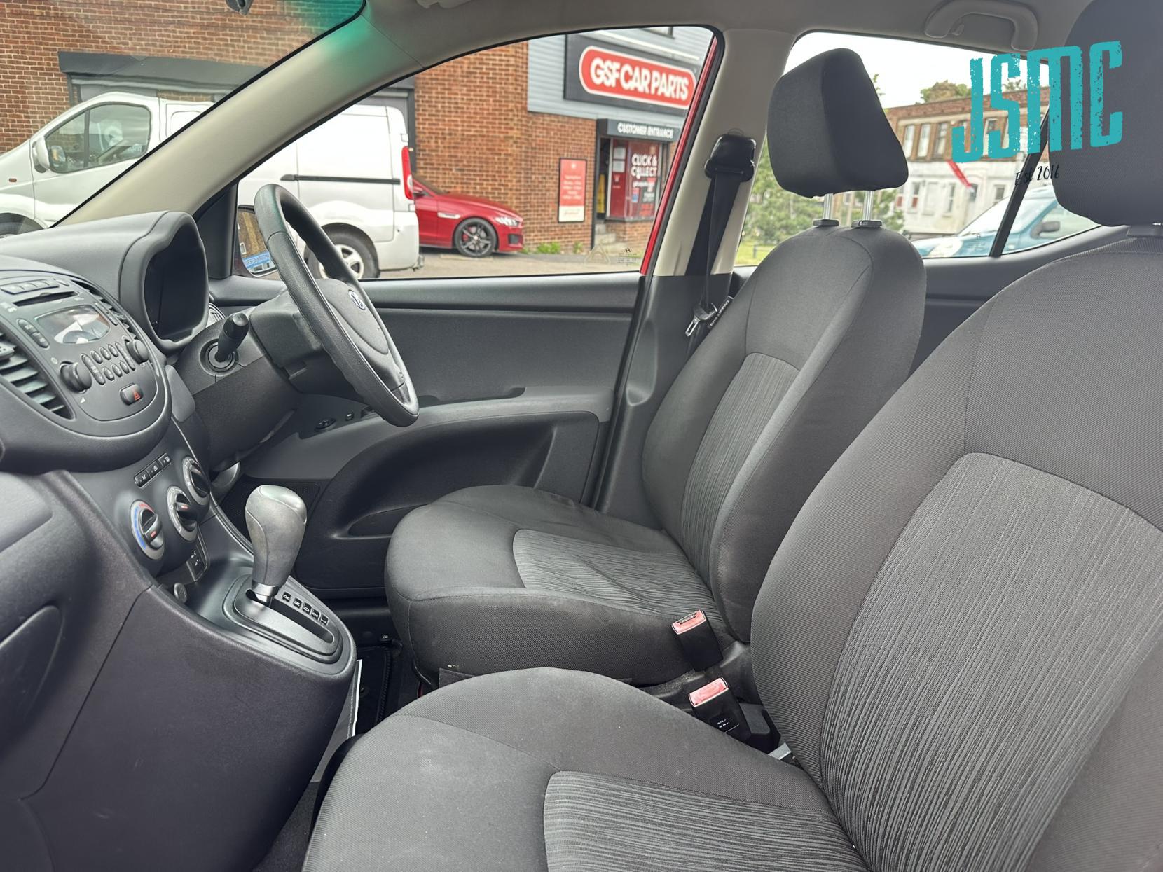 Hyundai i10 1.2 Active Hatchback 5dr Petrol Auto Euro 5 (85 bhp)