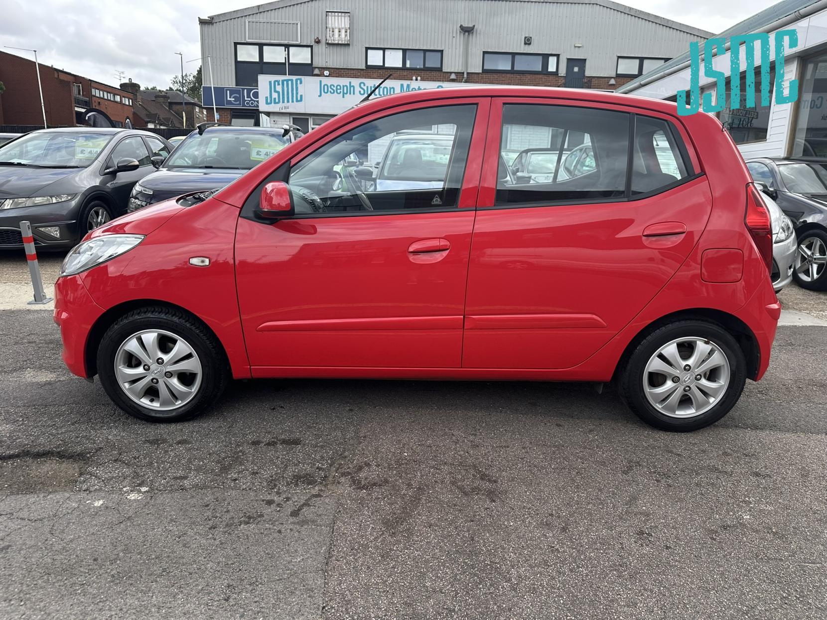 Hyundai i10 1.2 Active Hatchback 5dr Petrol Auto Euro 5 (85 bhp)