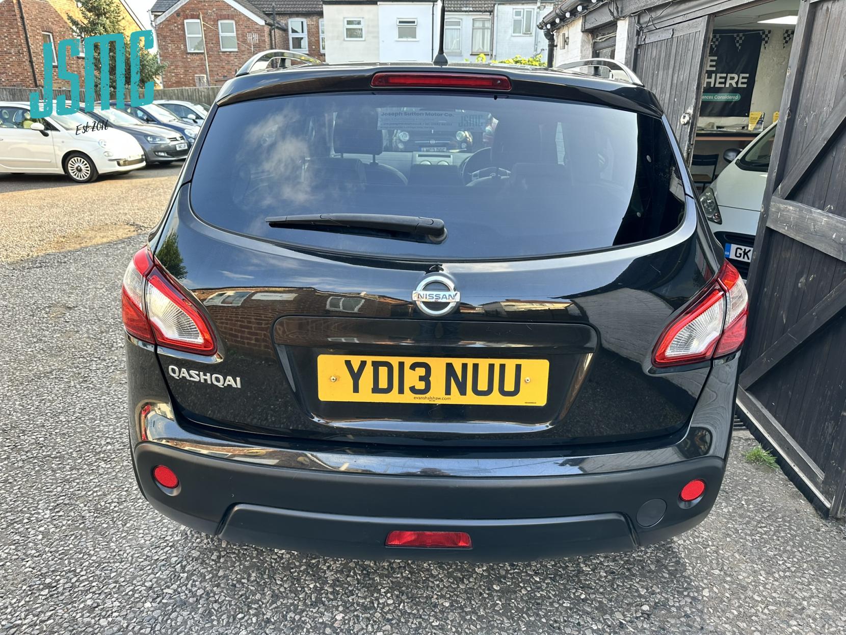 Nissan Qashqai 1.6 360 SUV 5dr Petrol Manual 2WD Euro 5 (117 ps)