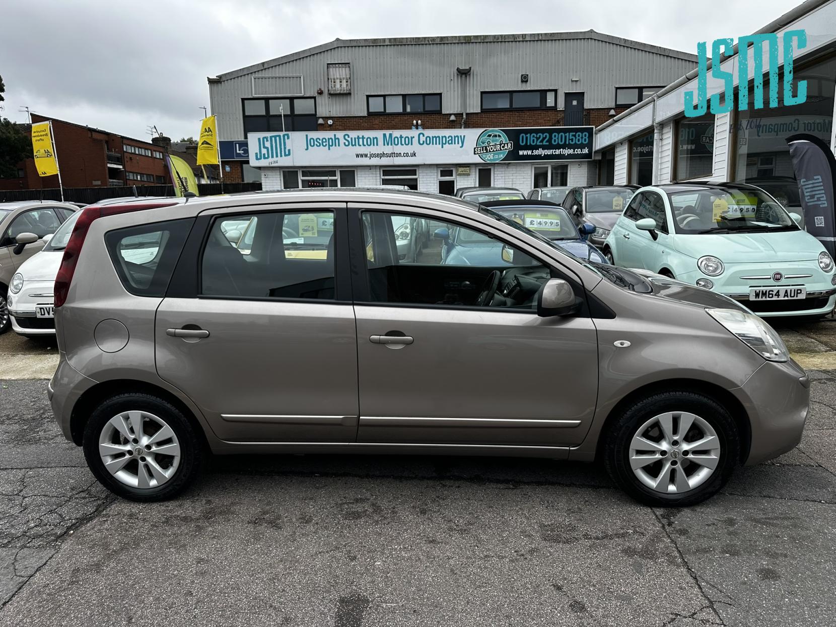 Nissan Note 1.6 16V Acenta Hatchback 5dr Petrol Auto Euro 4 (110 ps)
