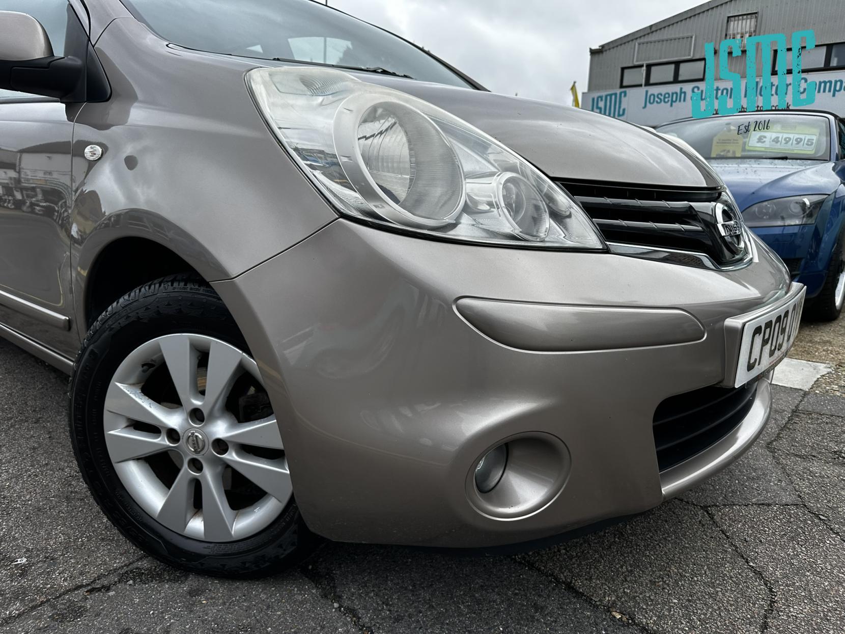 Nissan Note 1.6 16V Acenta Hatchback 5dr Petrol Auto Euro 4 (110 ps)