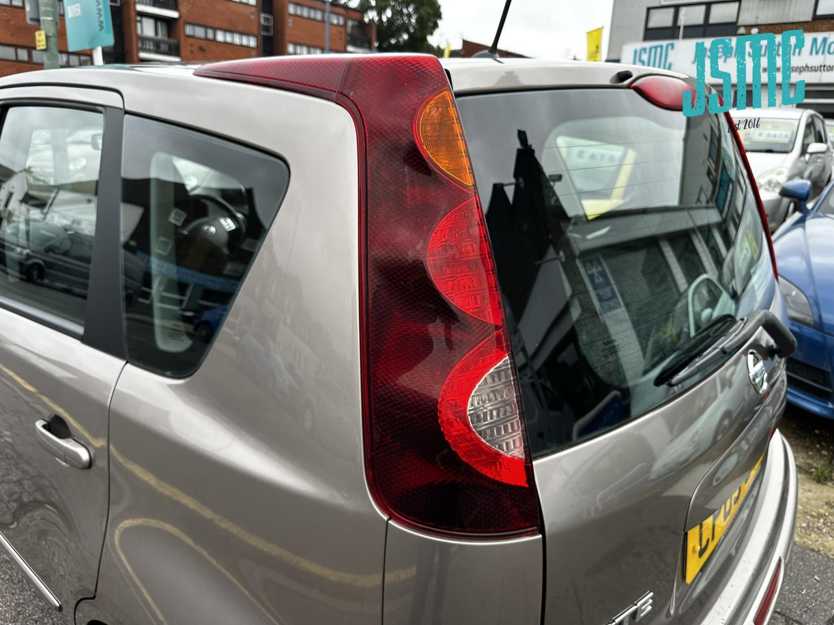 Nissan Note 1.6 16V Acenta Hatchback 5dr Petrol Auto Euro 4 (110 ps)