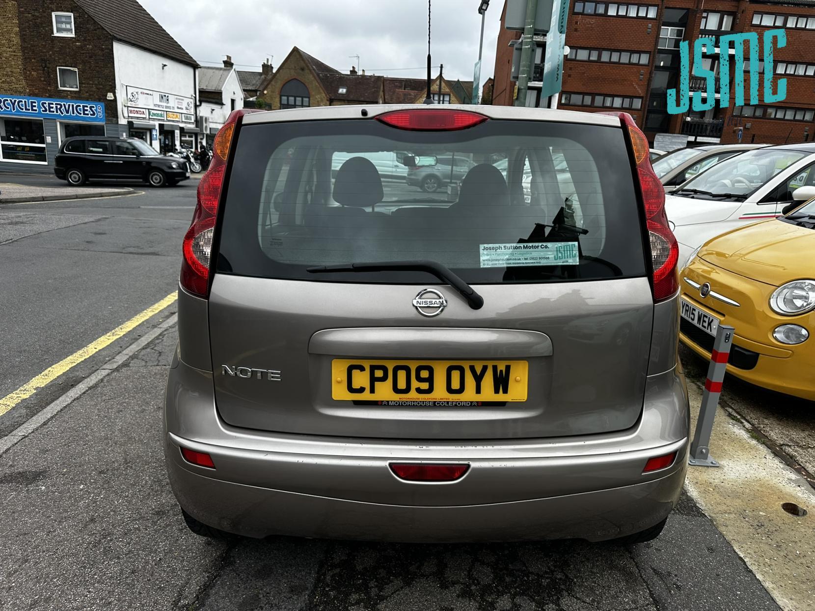 Nissan Note 1.6 16V Acenta Hatchback 5dr Petrol Auto Euro 4 (110 ps)
