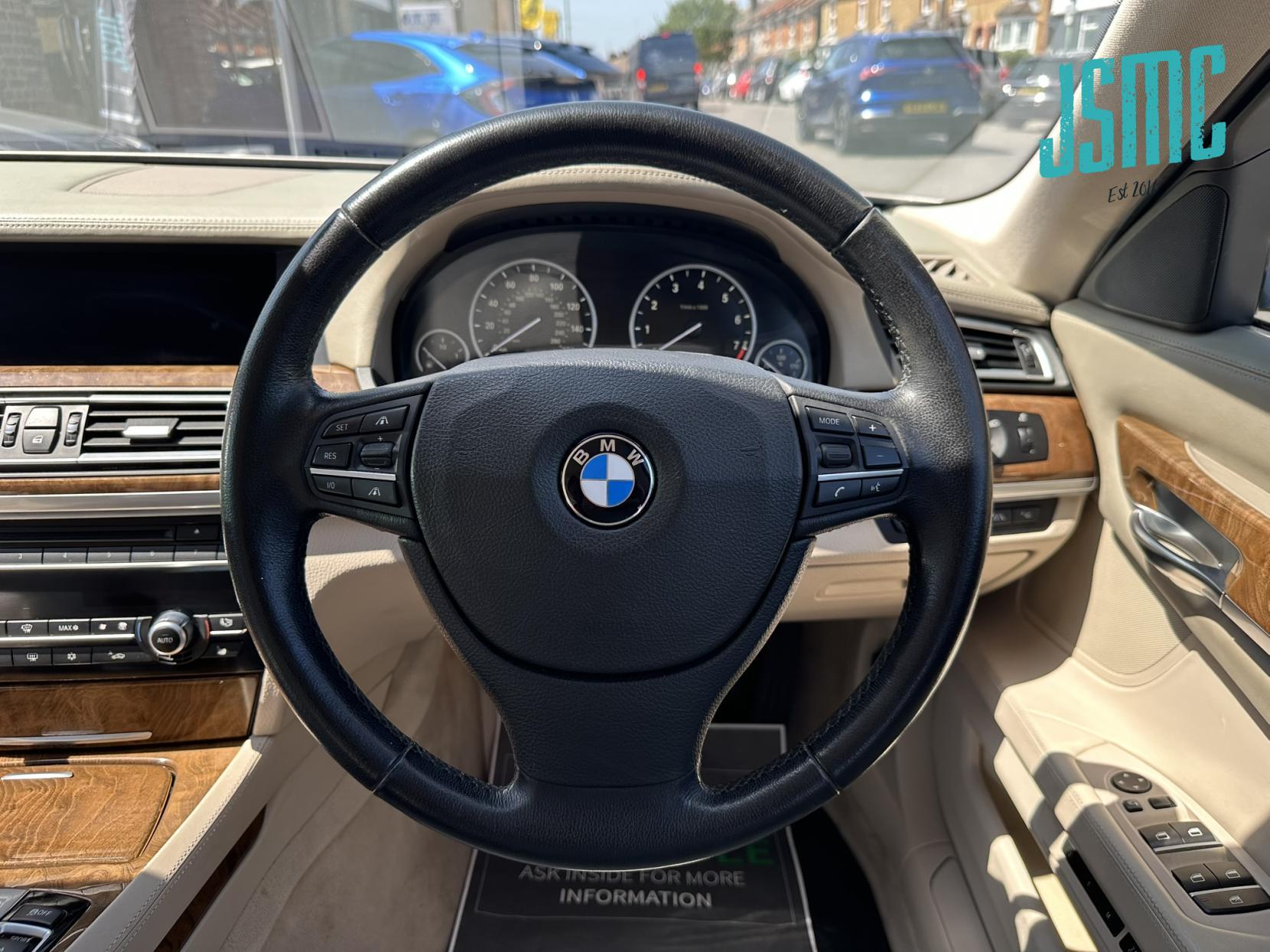 BMW 7 Series 3.0 740i Saloon 4dr Petrol Auto Euro 5 (326 ps)