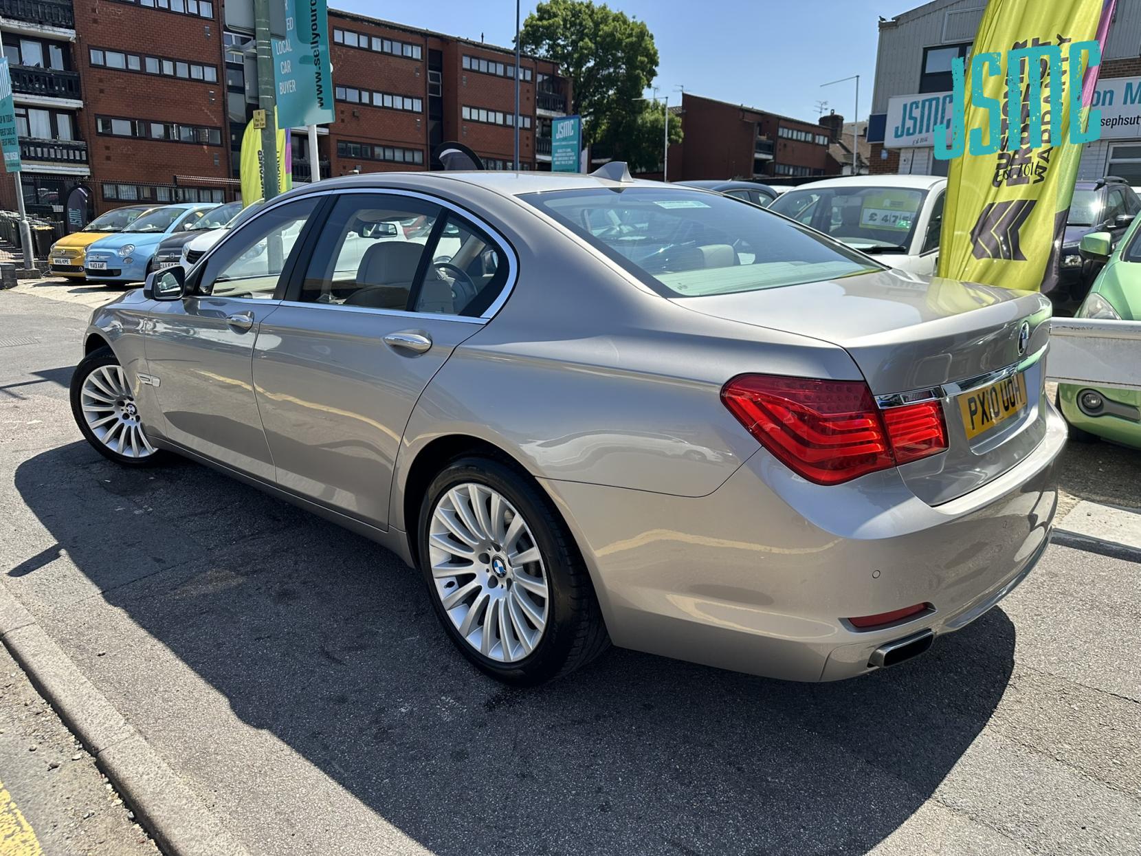 BMW 7 Series 3.0 740i Saloon 4dr Petrol Auto Euro 5 (326 ps)