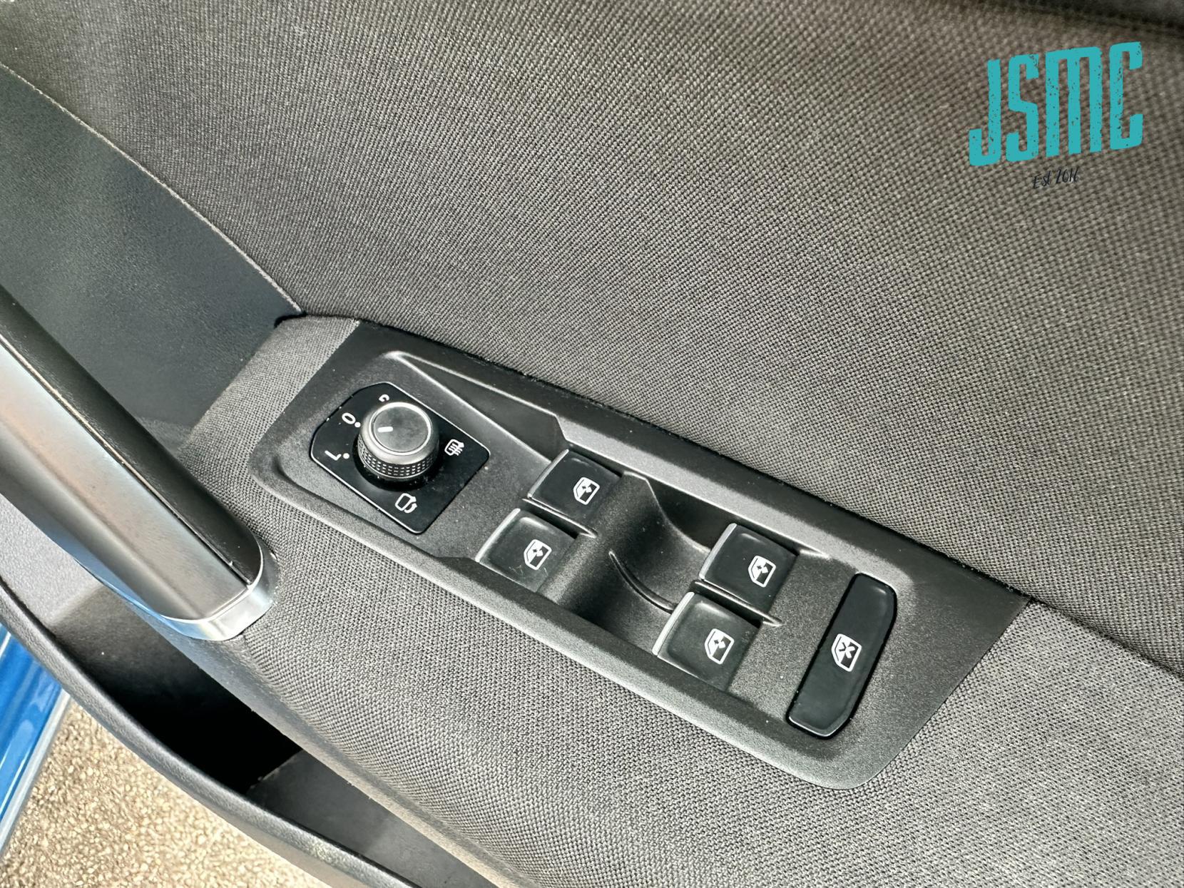 Volkswagen Touran 1.4 TSI SEL MPV 5dr Petrol DSG Euro 6 (s/s) (150 ps)