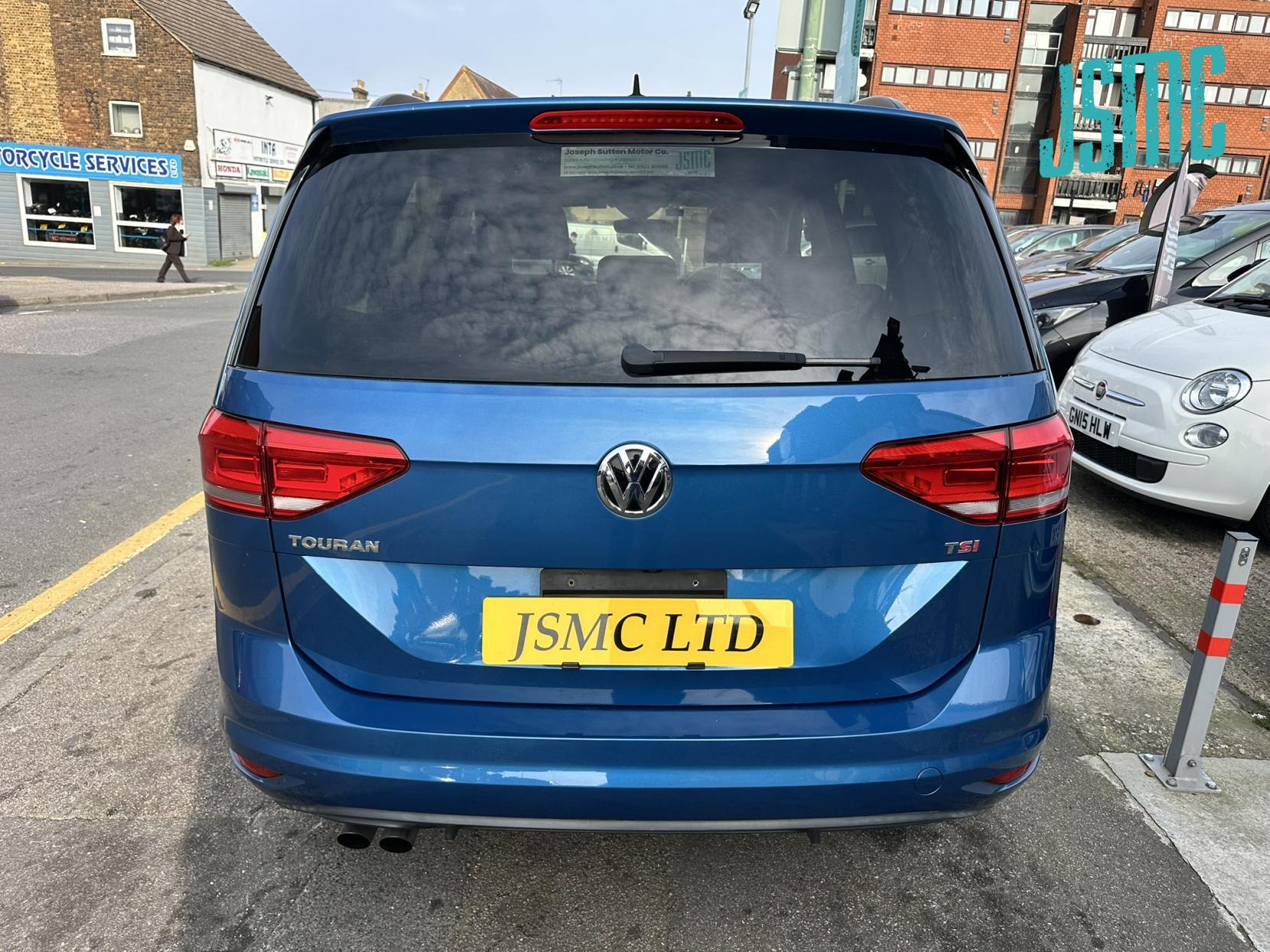 Volkswagen Touran 1.4 TSI SEL MPV 5dr Petrol DSG Euro 6 (s/s) (150 ps)