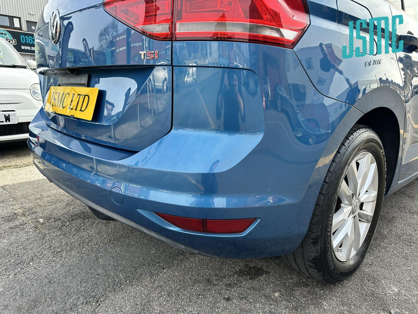 Volkswagen Touran 1.4 TSI SEL MPV 5dr Petrol DSG Euro 6 (s/s) (150 ps)