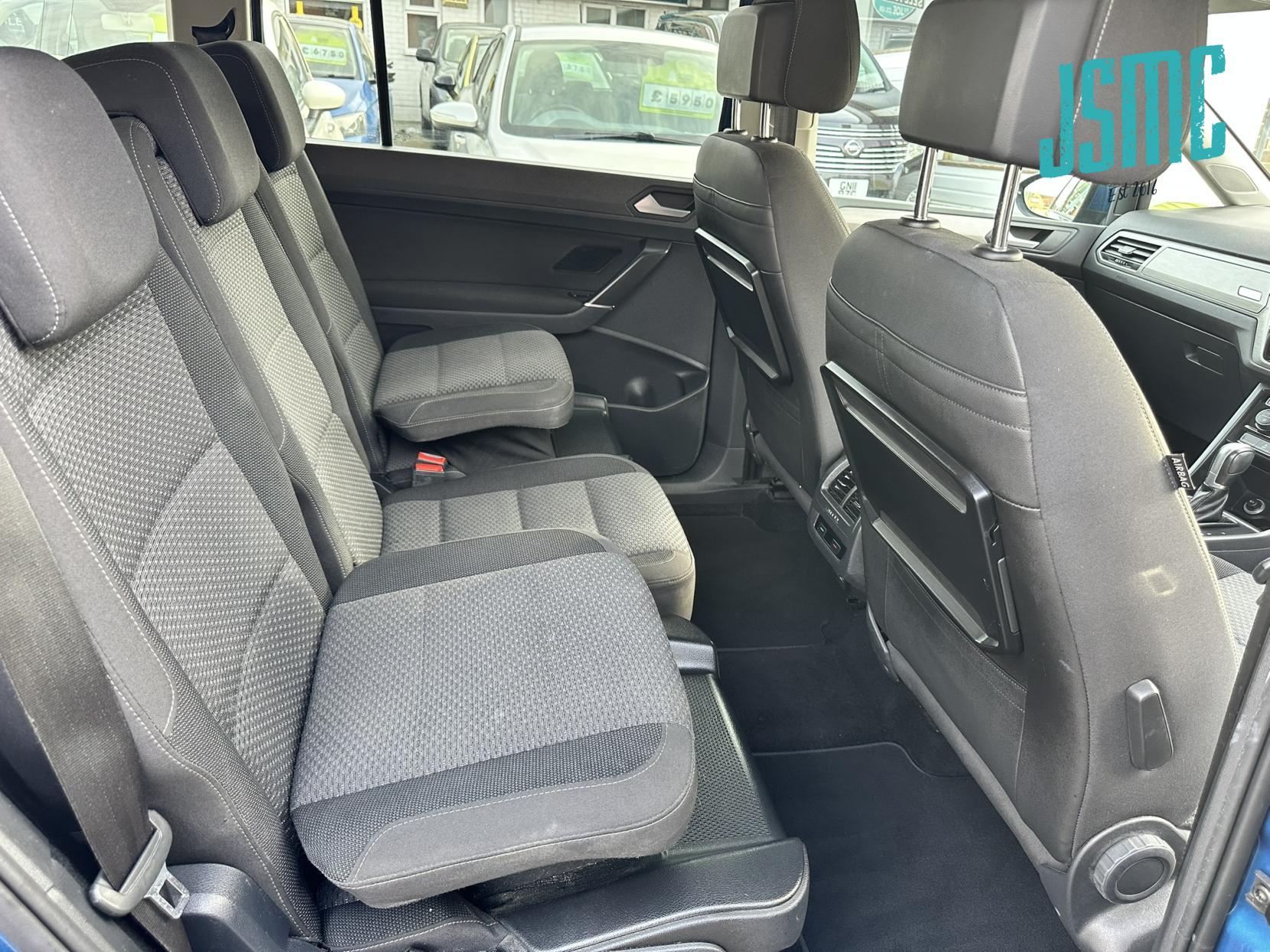 Volkswagen Touran 1.4 TSI SEL MPV 5dr Petrol DSG Euro 6 (s/s) (150 ps)