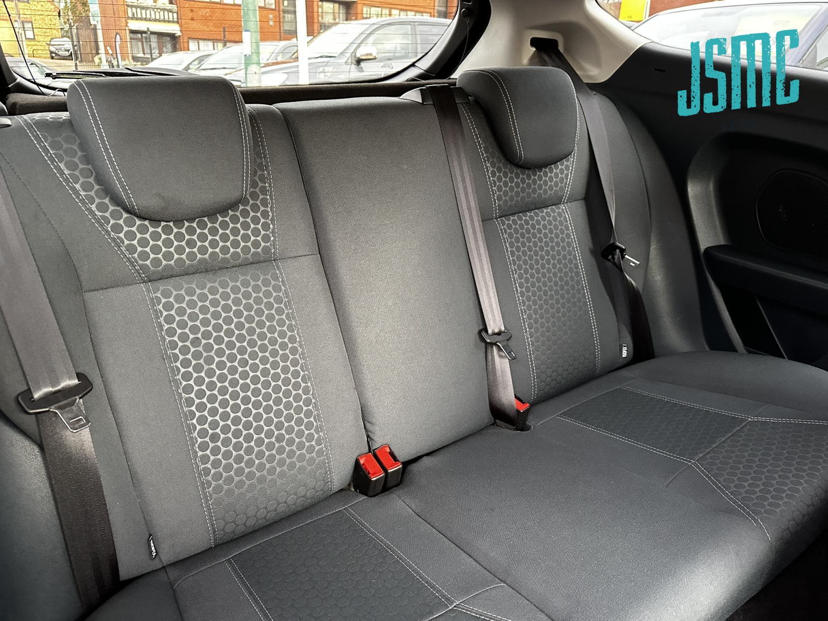 Ford Fiesta 1.4 Titanium Hatchback 3dr Petrol Automatic (154 g/km, 94 bhp)