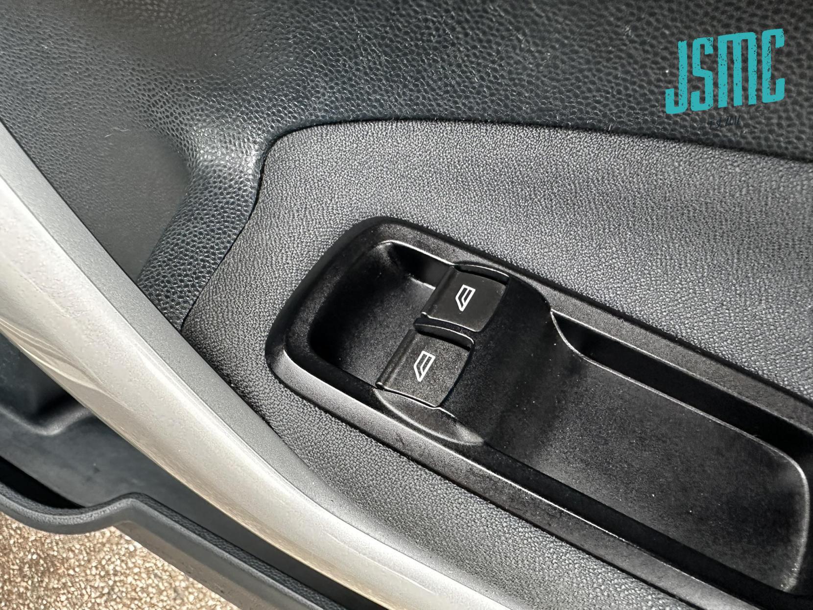 Ford Fiesta 1.4 Titanium Hatchback 3dr Petrol Automatic (154 g/km, 94 bhp)