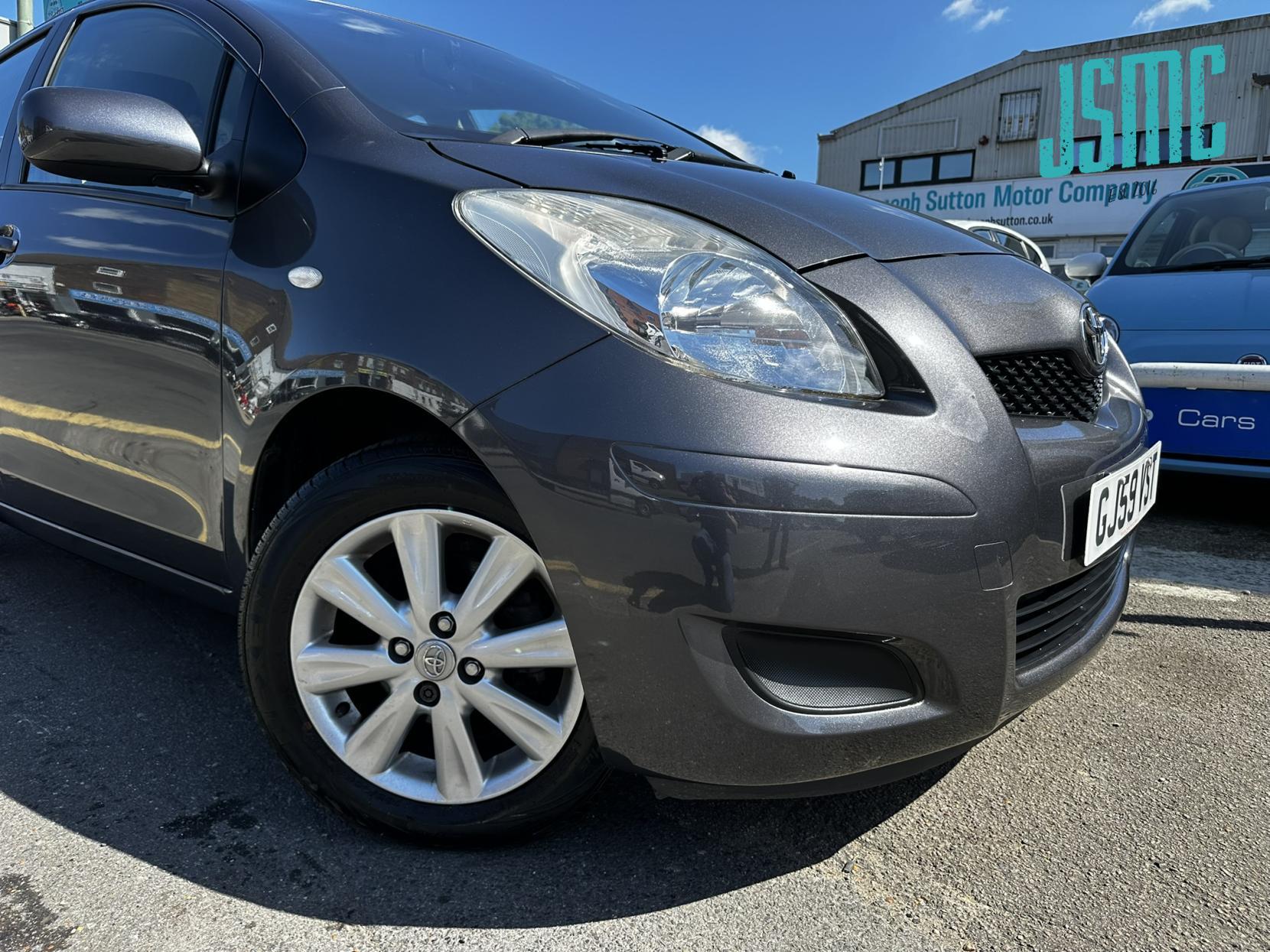 Toyota Yaris 1.33 Dual VVT-i TR Hatchback 5dr Petrol MultiMode Euro 4 (s/s) (101 ps)