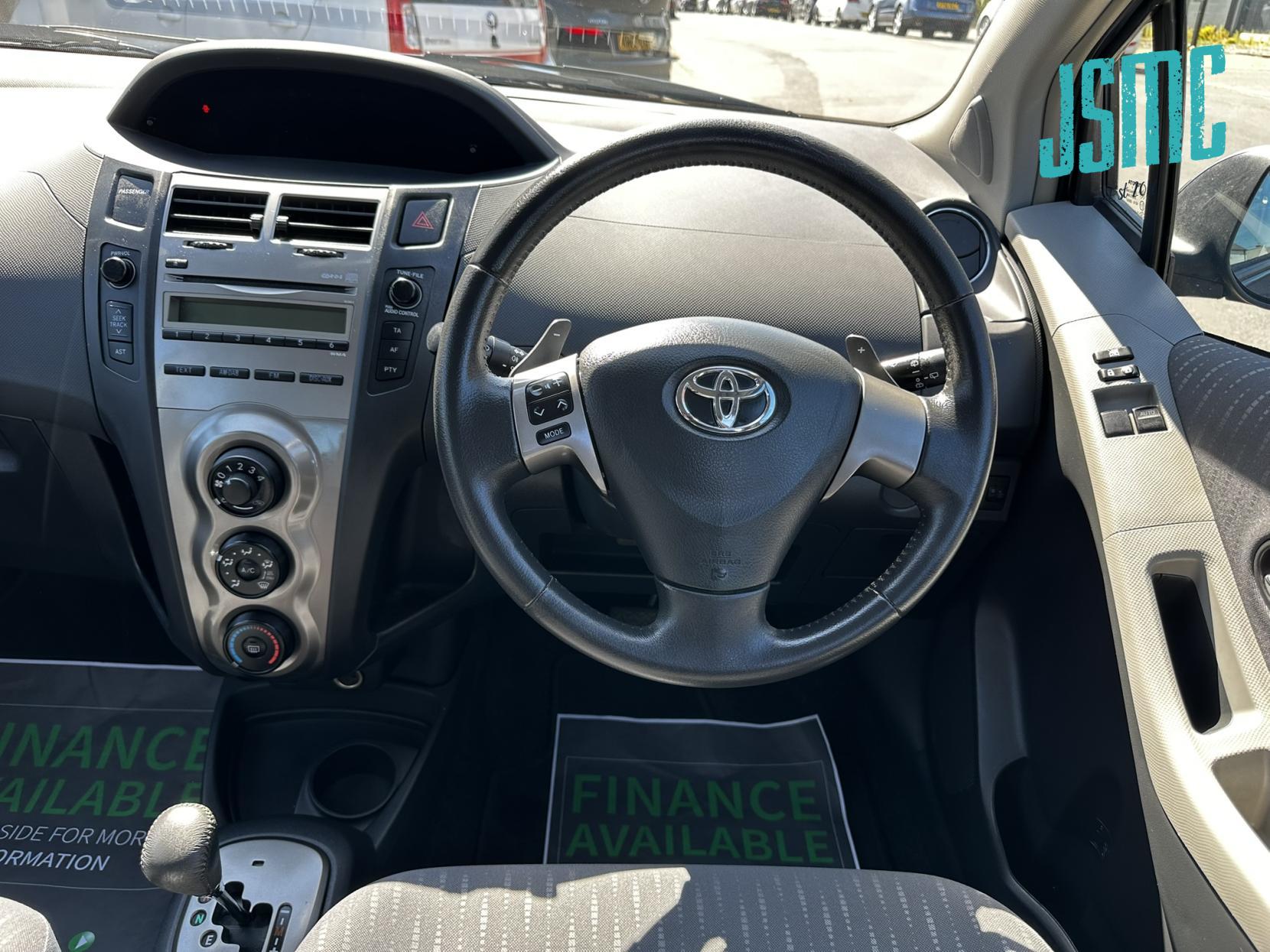 Toyota Yaris 1.33 Dual VVT-i TR Hatchback 5dr Petrol MultiMode Euro 4 (s/s) (101 ps)