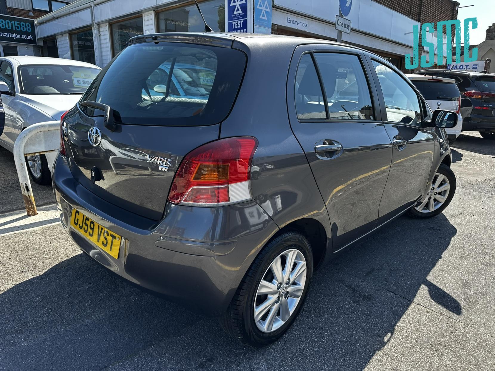 Toyota Yaris 1.33 Dual VVT-i TR Hatchback 5dr Petrol MultiMode Euro 4 (s/s) (101 ps)
