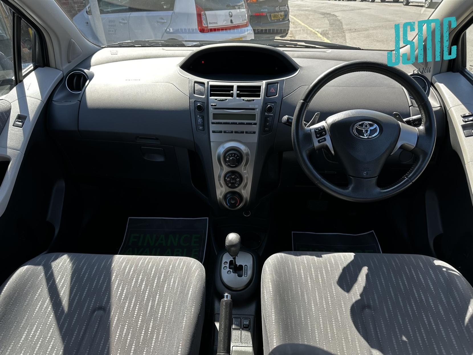 Toyota Yaris 1.33 Dual VVT-i TR Hatchback 5dr Petrol MultiMode Euro 4 (s/s) (101 ps)