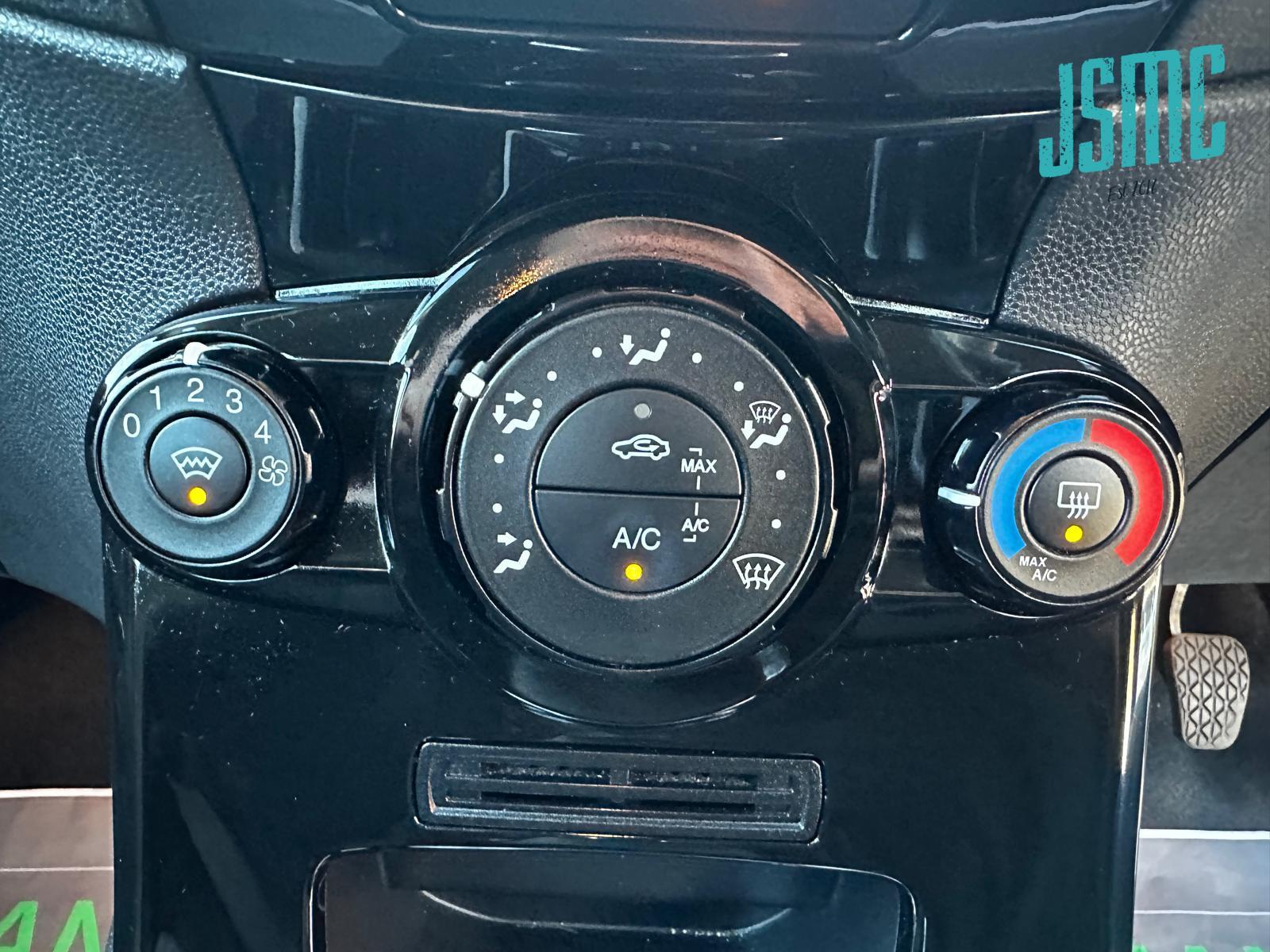 Ford Fiesta 1.25 Zetec Hatchback 5dr Petrol Manual Euro 6 (82 ps)