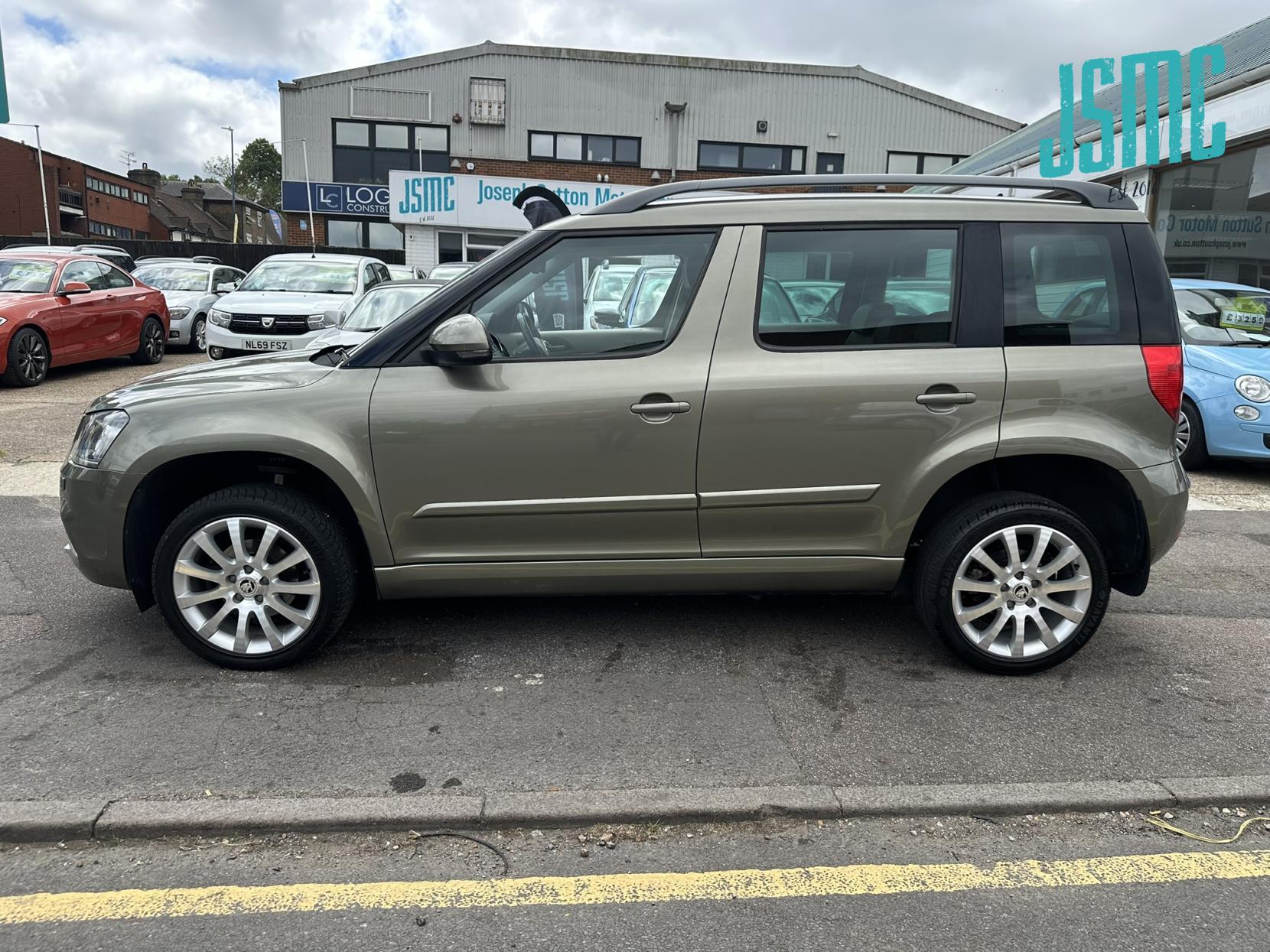 Skoda Yeti 1.2 TSI Elegance SUV 5dr Petrol DSG Euro 5 (105 ps)