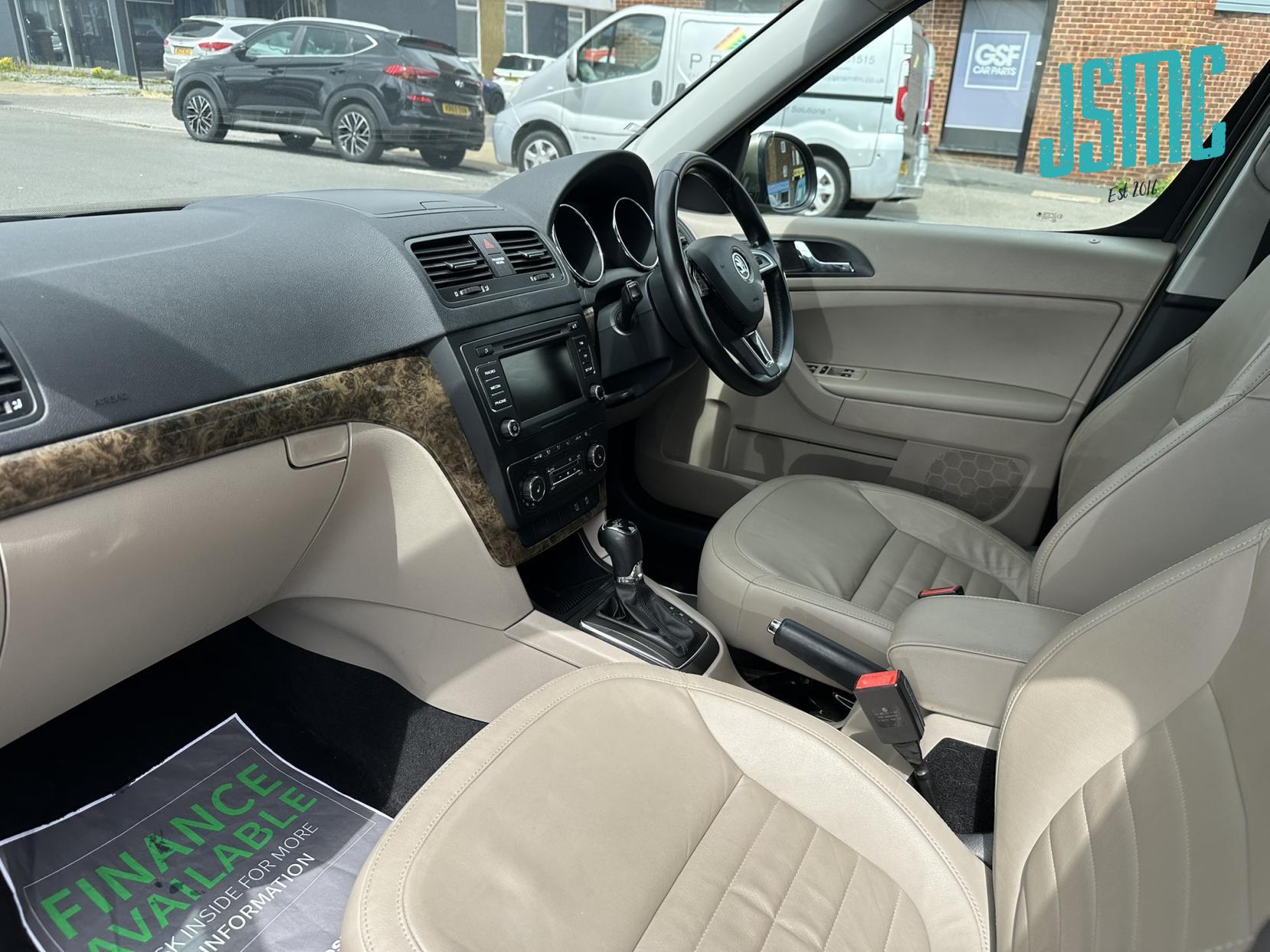 Skoda Yeti 1.2 TSI Elegance SUV 5dr Petrol DSG Euro 5 (105 ps)