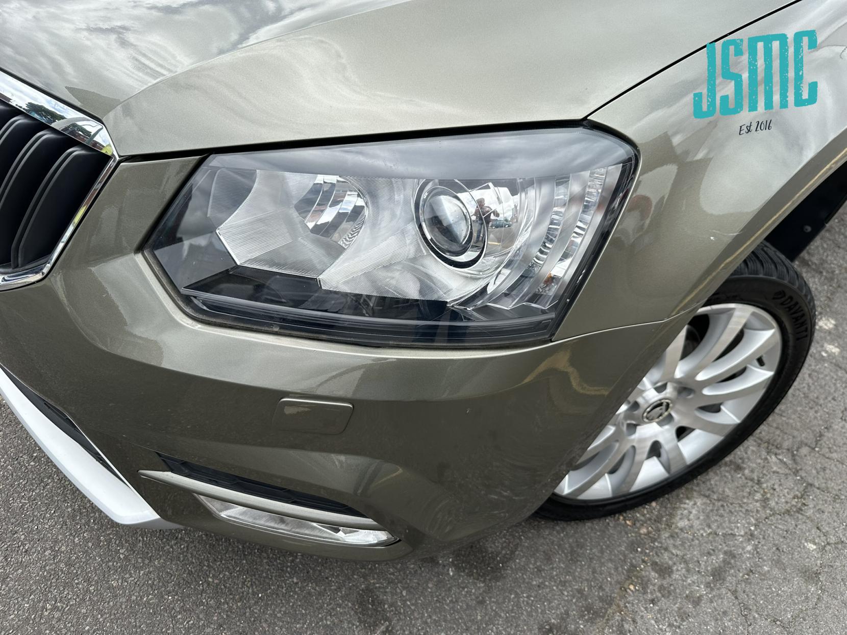 Skoda Yeti 1.2 TSI Elegance SUV 5dr Petrol DSG Euro 5 (105 ps)
