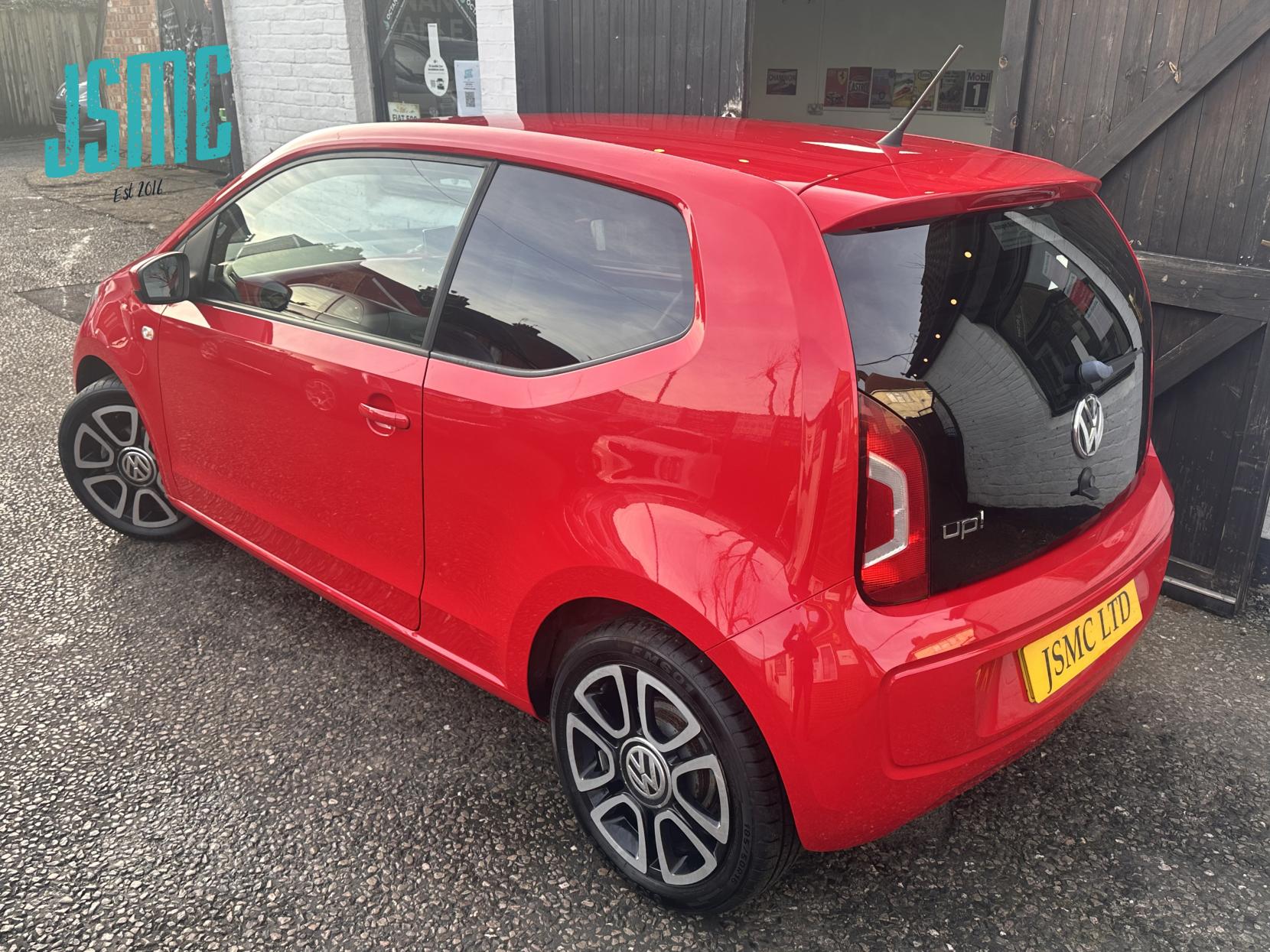 Volkswagen up! 1.0 High up! Hatchback 3dr Petrol Manual Euro 6 (75 ps)