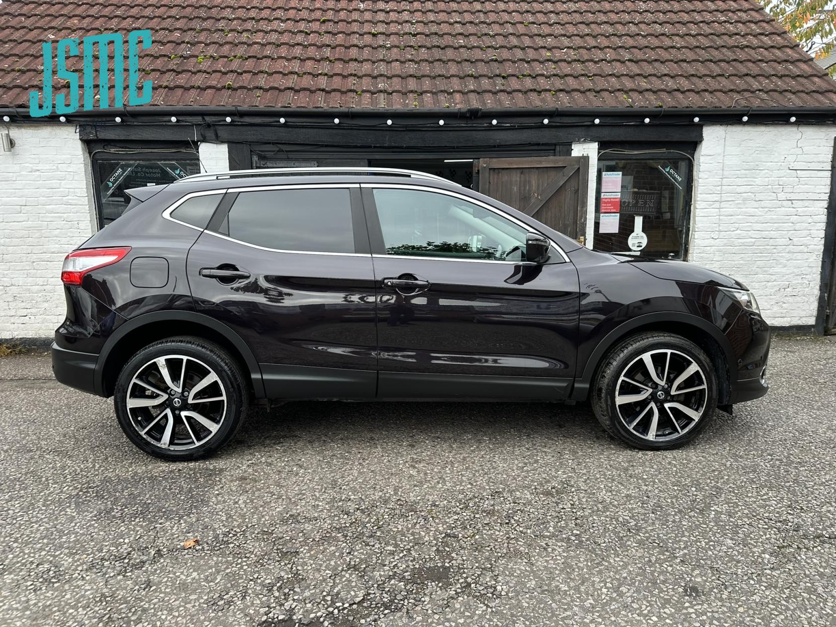 Nissan Qashqai 1.6 DIG-T Tekna SUV 5dr Petrol Manual 2WD Euro 6 (s/s) (163 ps)