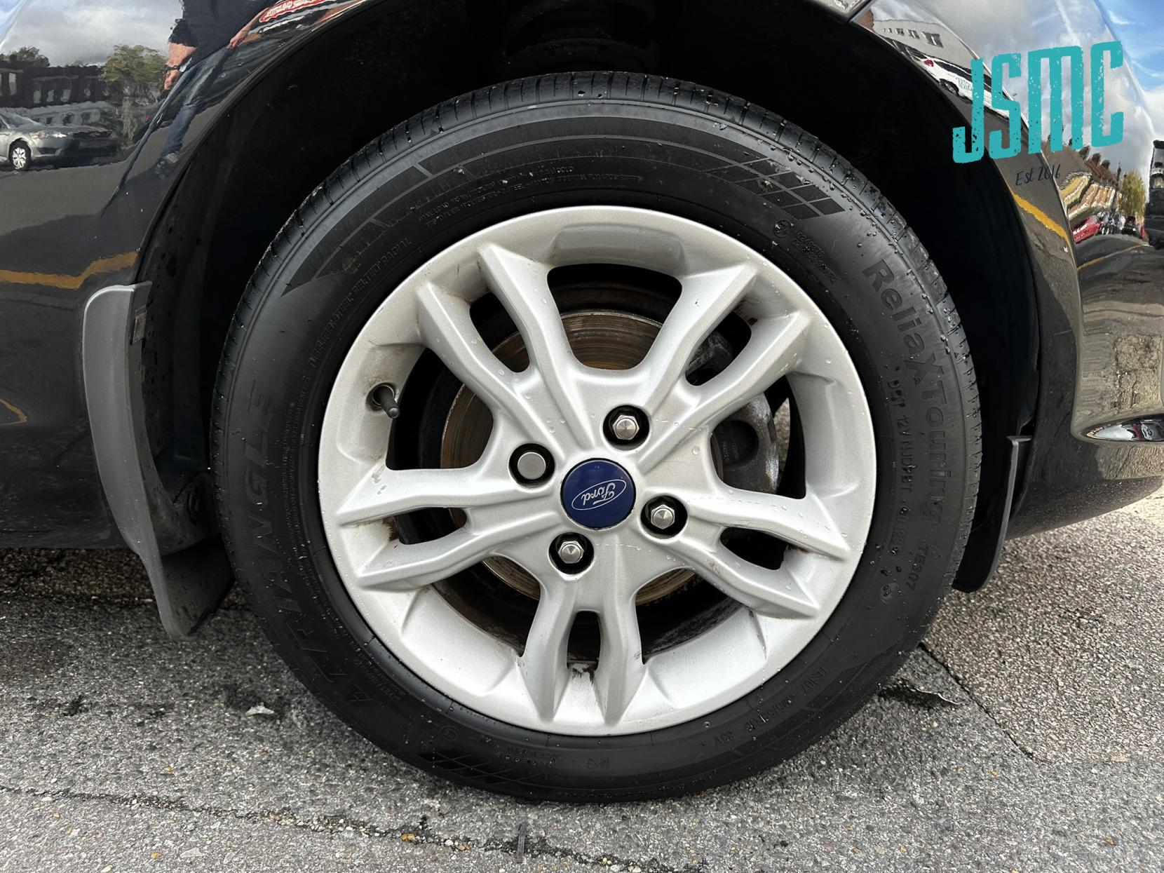 Ford Fiesta 1.25 Zetec Hatchback 5dr Petrol Manual Euro 6 (82 ps)