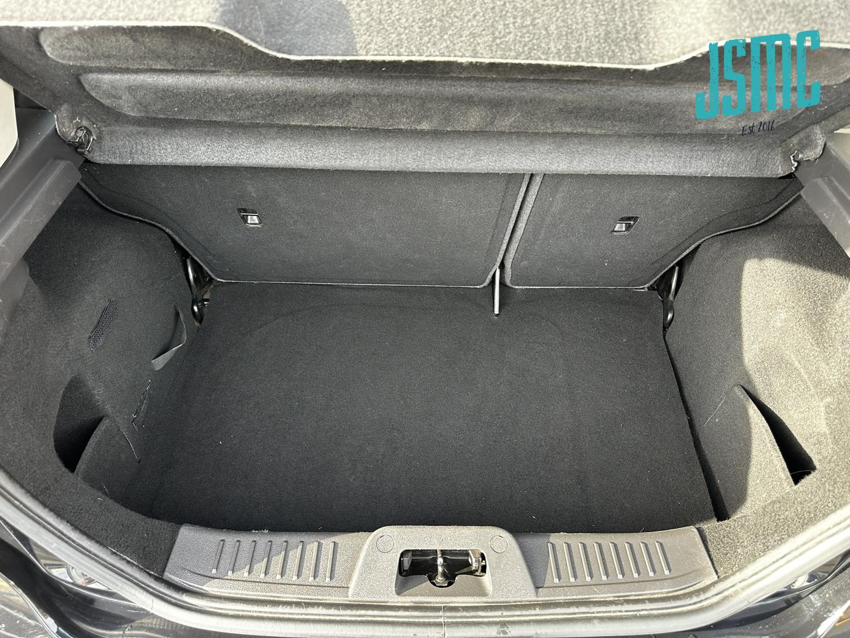 Ford Fiesta 1.25 Zetec Hatchback 5dr Petrol Manual Euro 6 (82 ps)