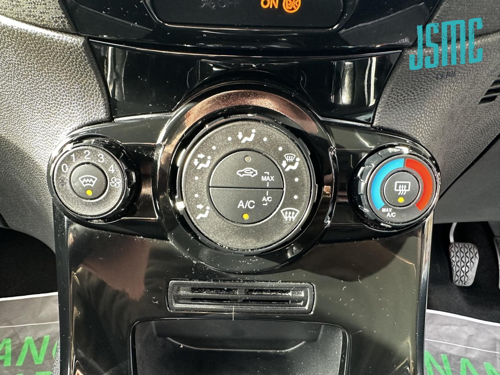 Ford Fiesta 1.25 Zetec Hatchback 5dr Petrol Manual Euro 6 (82 ps)