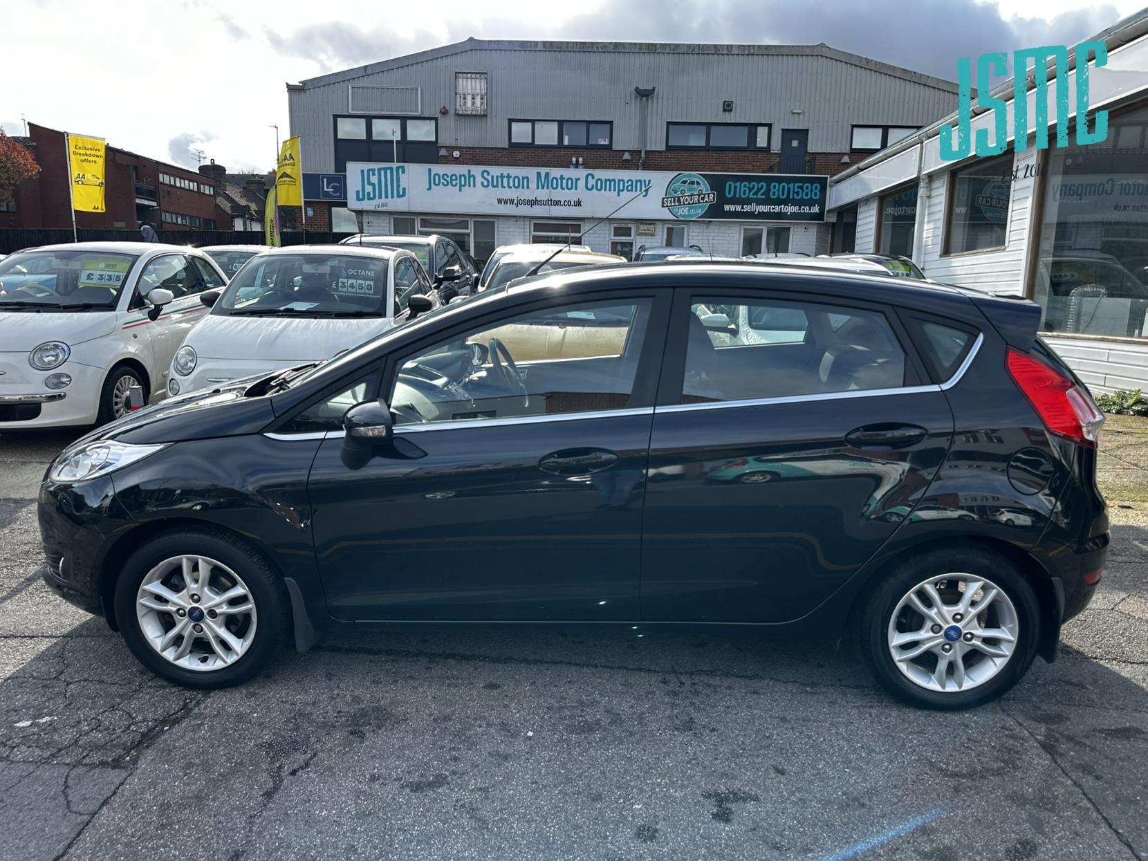 Ford Fiesta 1.25 Zetec Hatchback 5dr Petrol Manual Euro 6 (82 ps)