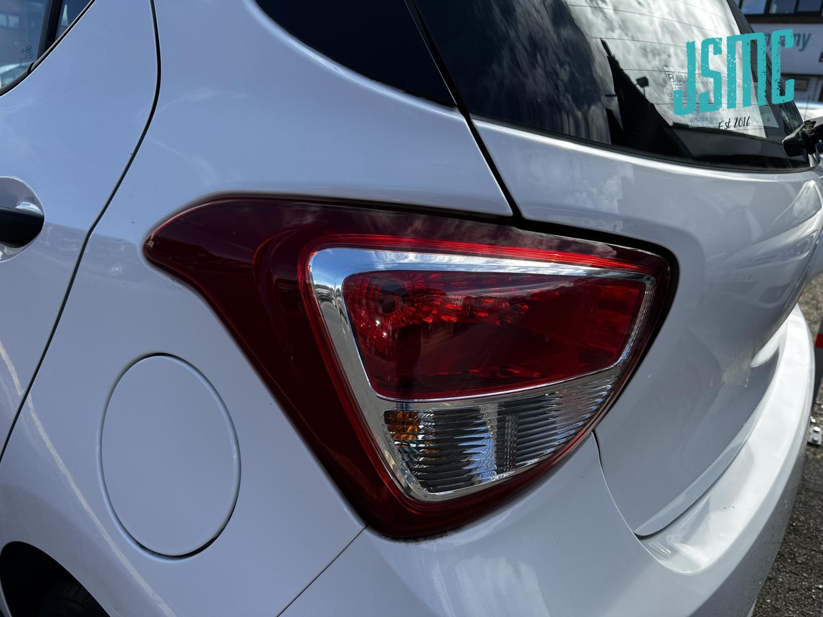 Hyundai i10 1.0 S Hatchback 5dr Petrol Manual Euro 5 (66 ps)