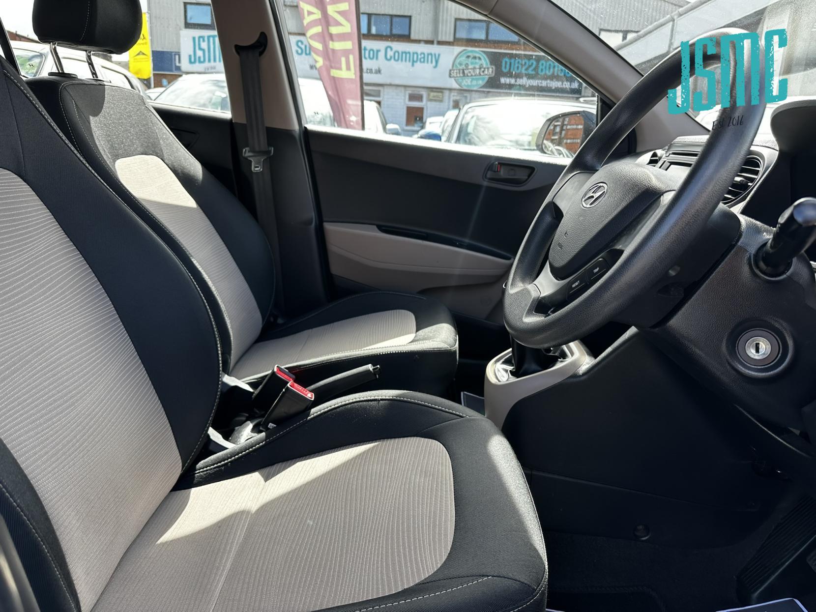 Hyundai i10 1.0 S Hatchback 5dr Petrol Manual Euro 5 (66 ps)