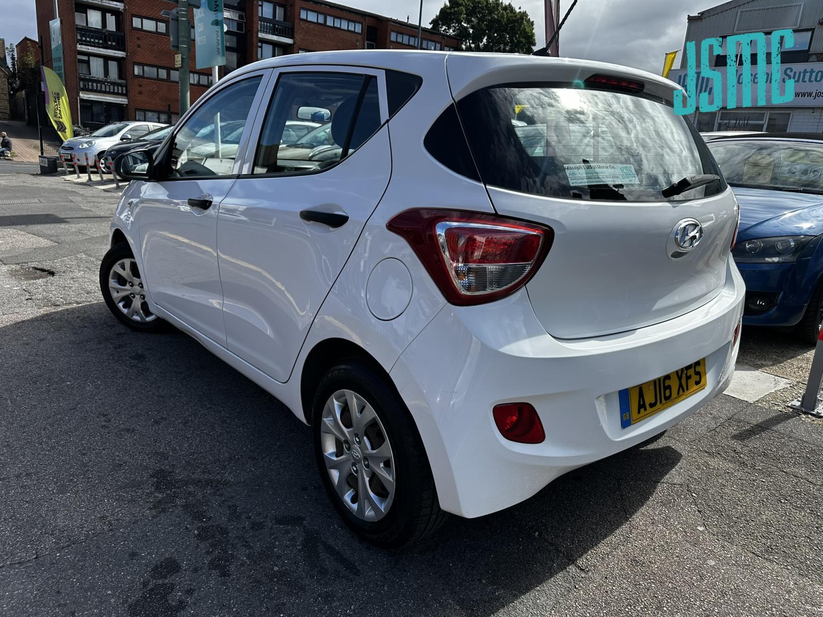 Hyundai i10 1.0 S Hatchback 5dr Petrol Manual Euro 5 (66 ps)