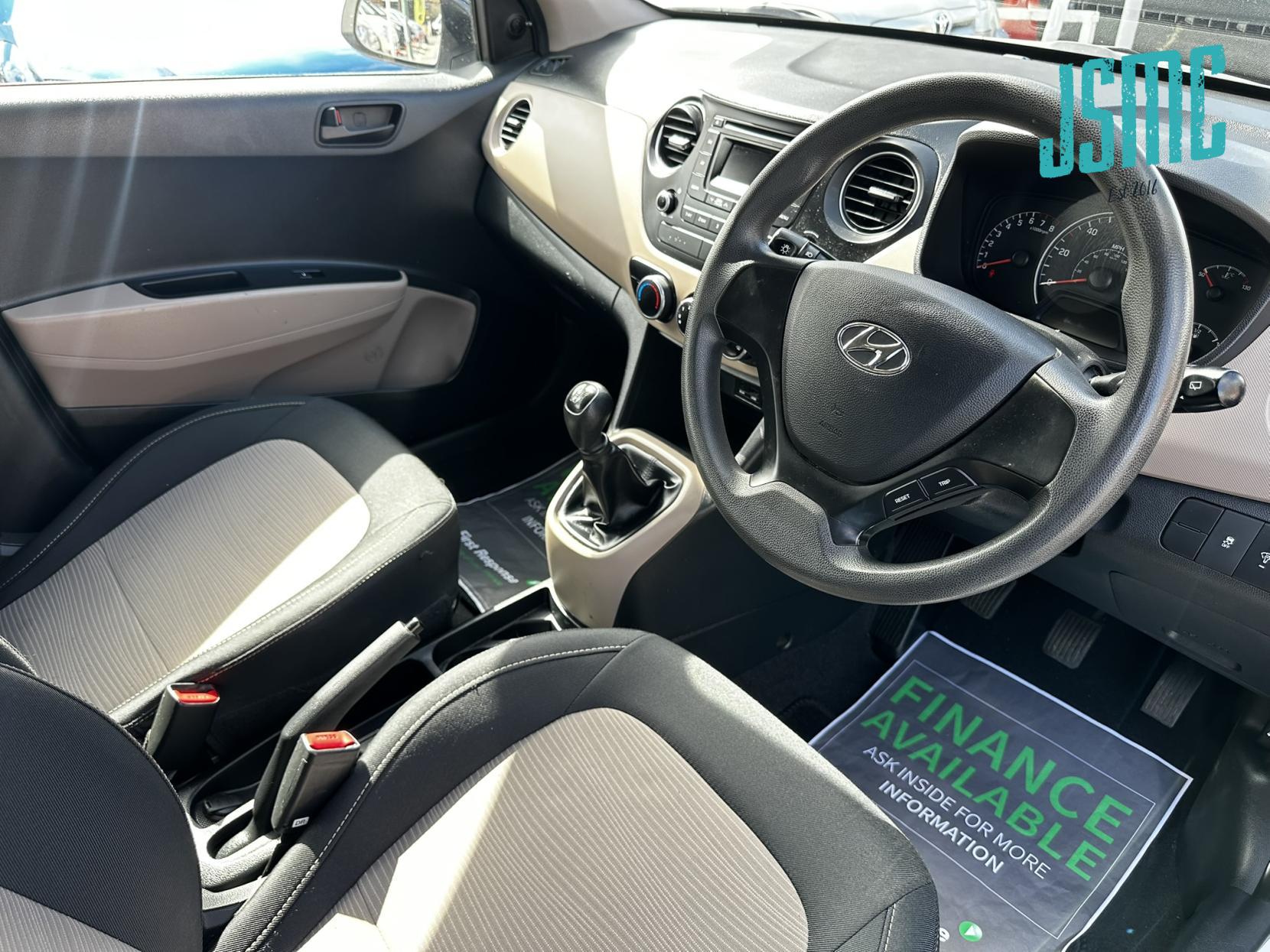 Hyundai i10 1.0 S Hatchback 5dr Petrol Manual Euro 5 (66 ps)