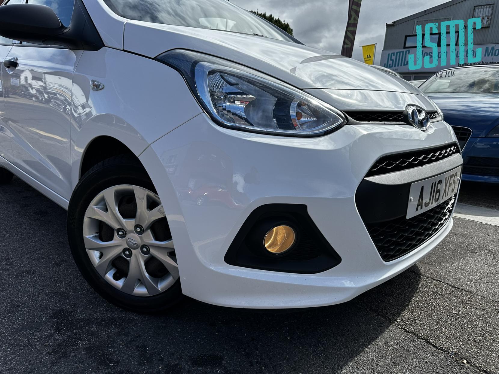 Hyundai i10 1.0 S Hatchback 5dr Petrol Manual Euro 5 (66 ps)