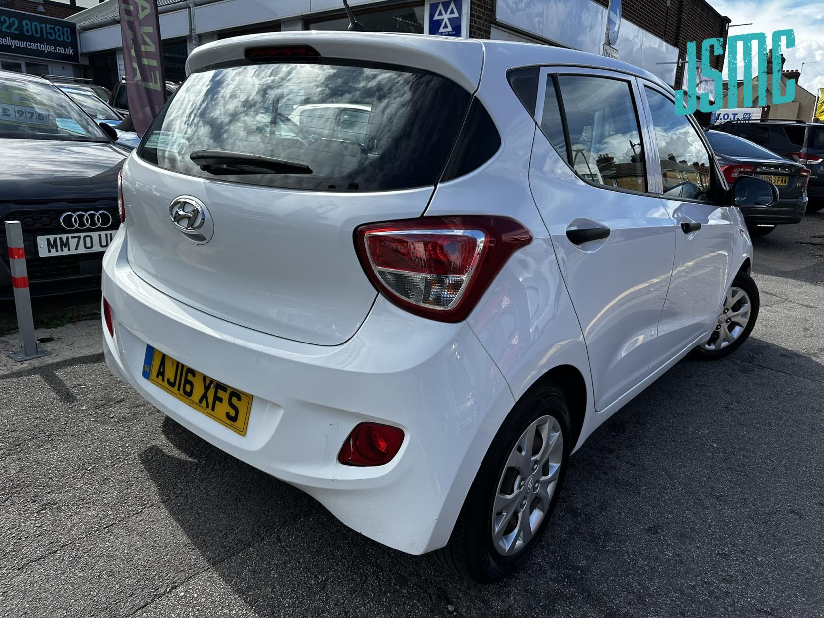 Hyundai i10 1.0 S Hatchback 5dr Petrol Manual Euro 5 (66 ps)