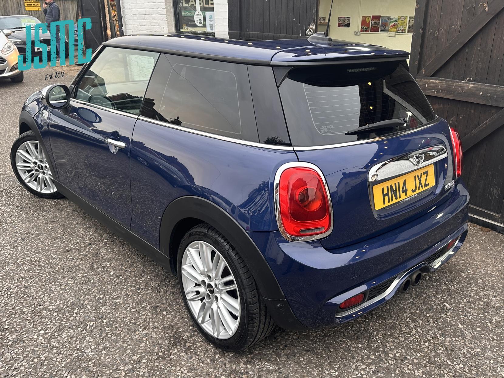 MINI Hatch 2.0 Cooper S Hatchback 3dr Petrol Auto Euro 6 (s/s) (192 ps)