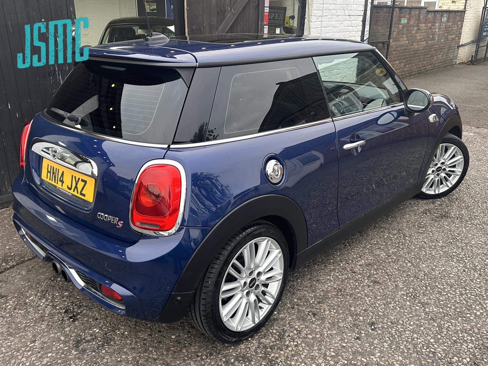 MINI Hatch 2.0 Cooper S Hatchback 3dr Petrol Auto Euro 6 (s/s) (192 ps)