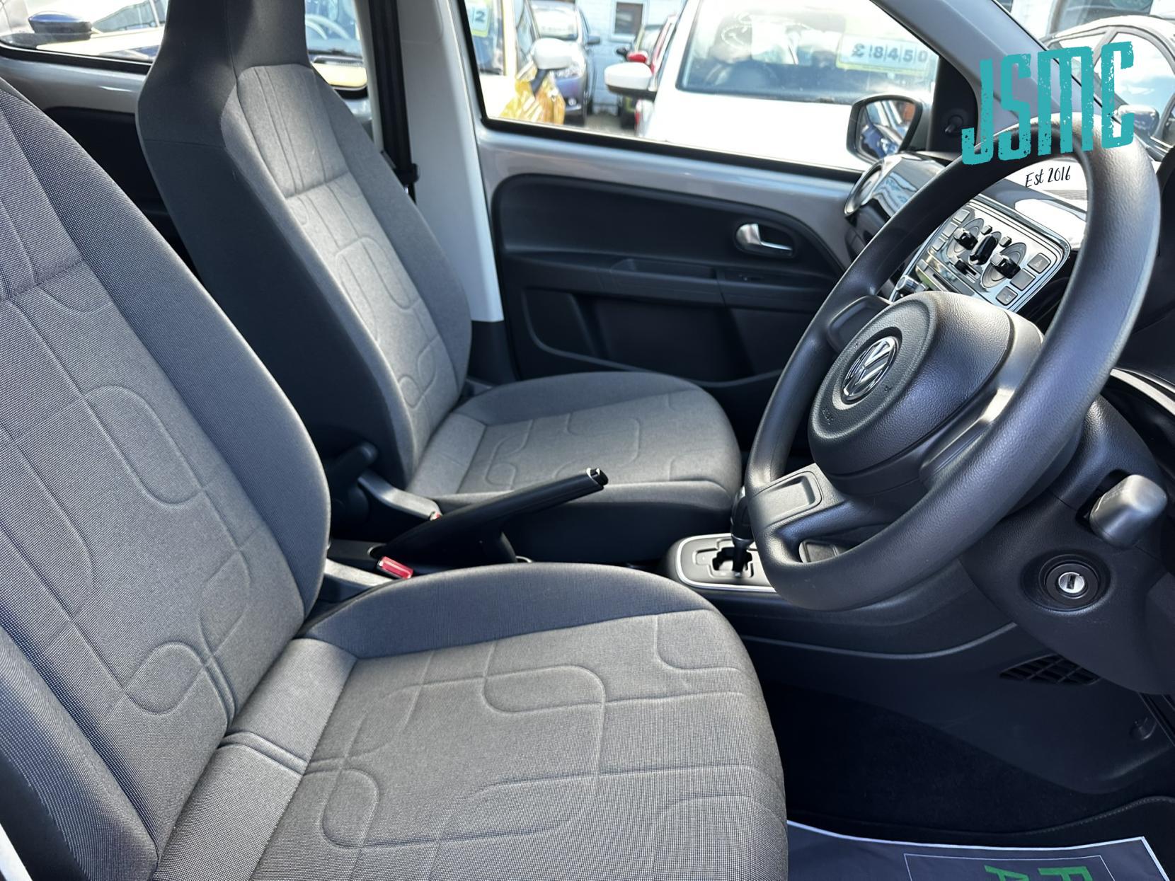 Volkswagen up! 1.0 Move up! Hatchback 5dr Petrol ASG Euro 5 (60 ps)