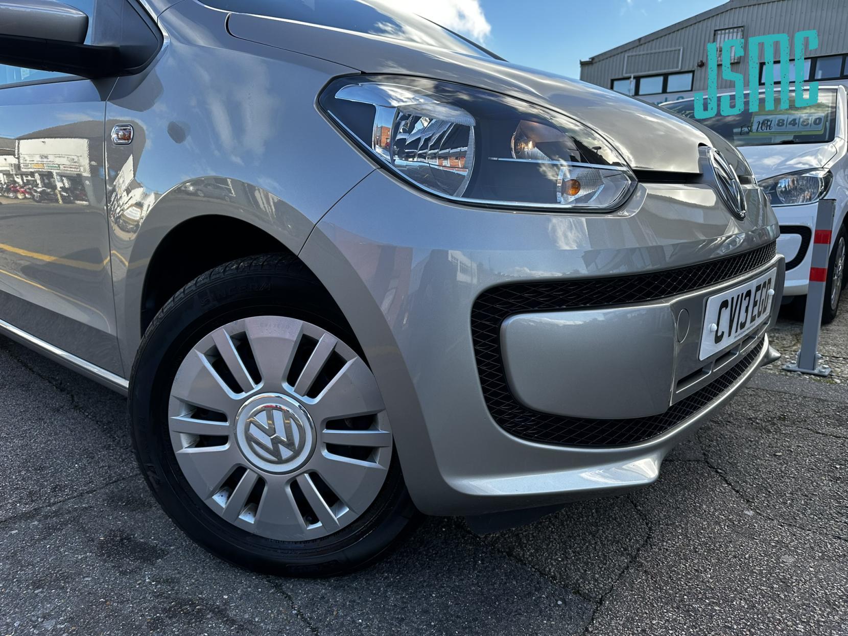 Volkswagen up! 1.0 Move up! Hatchback 5dr Petrol ASG Euro 5 (60 ps)