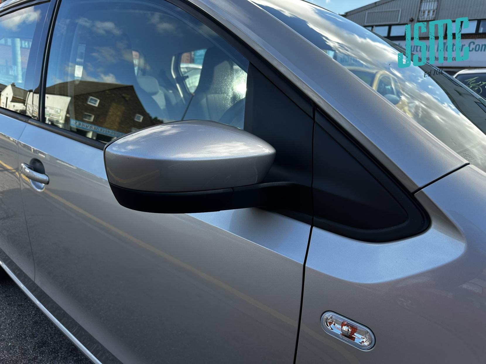 Volkswagen up! 1.0 Move up! Hatchback 5dr Petrol ASG Euro 5 (60 ps)