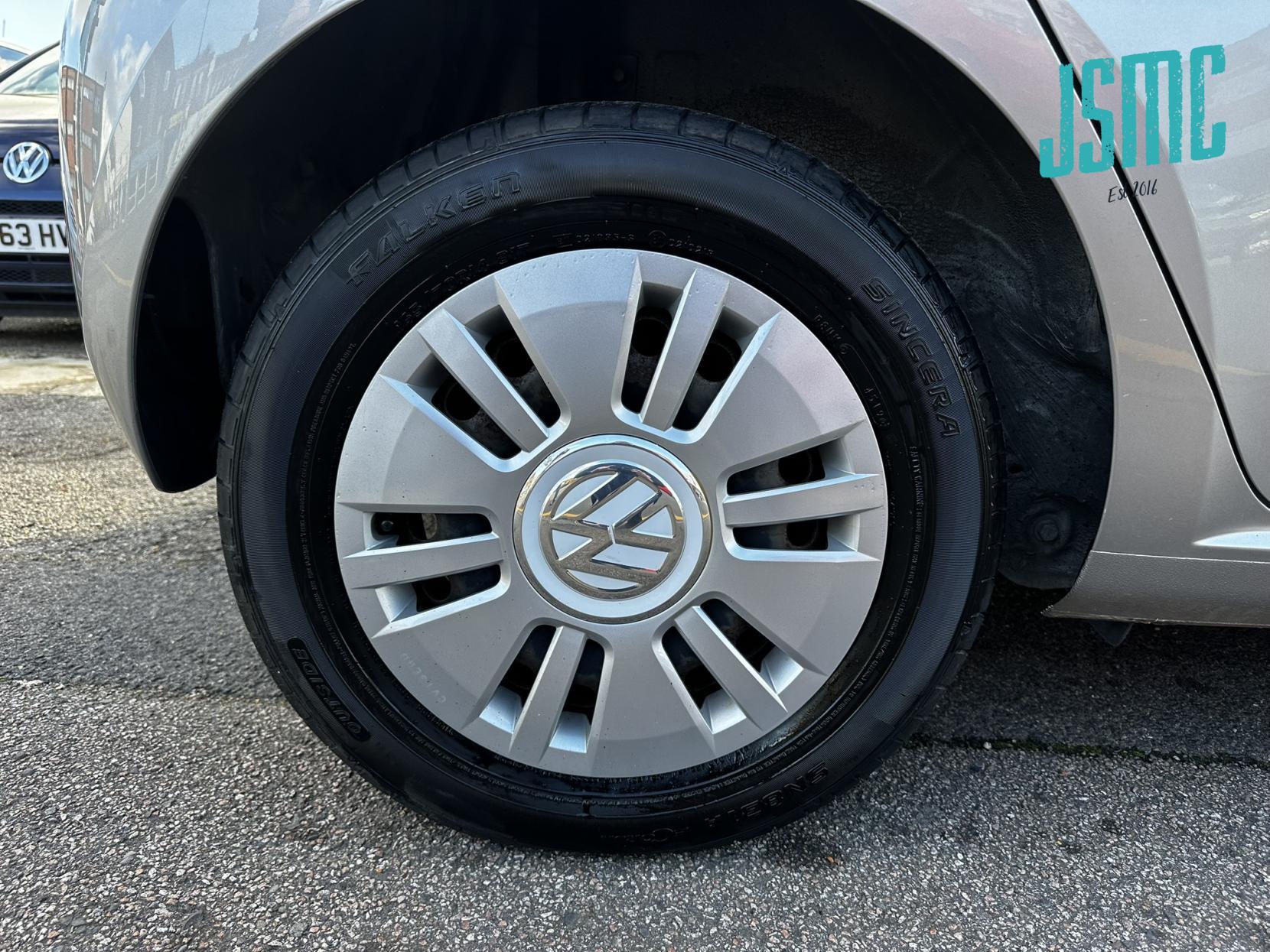 Volkswagen up! 1.0 Move up! Hatchback 5dr Petrol ASG Euro 5 (60 ps)