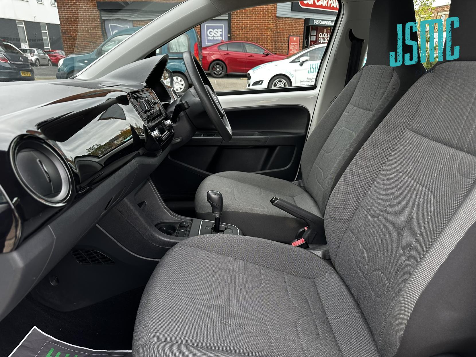 Volkswagen up! 1.0 Move up! Hatchback 5dr Petrol ASG Euro 5 (60 ps)