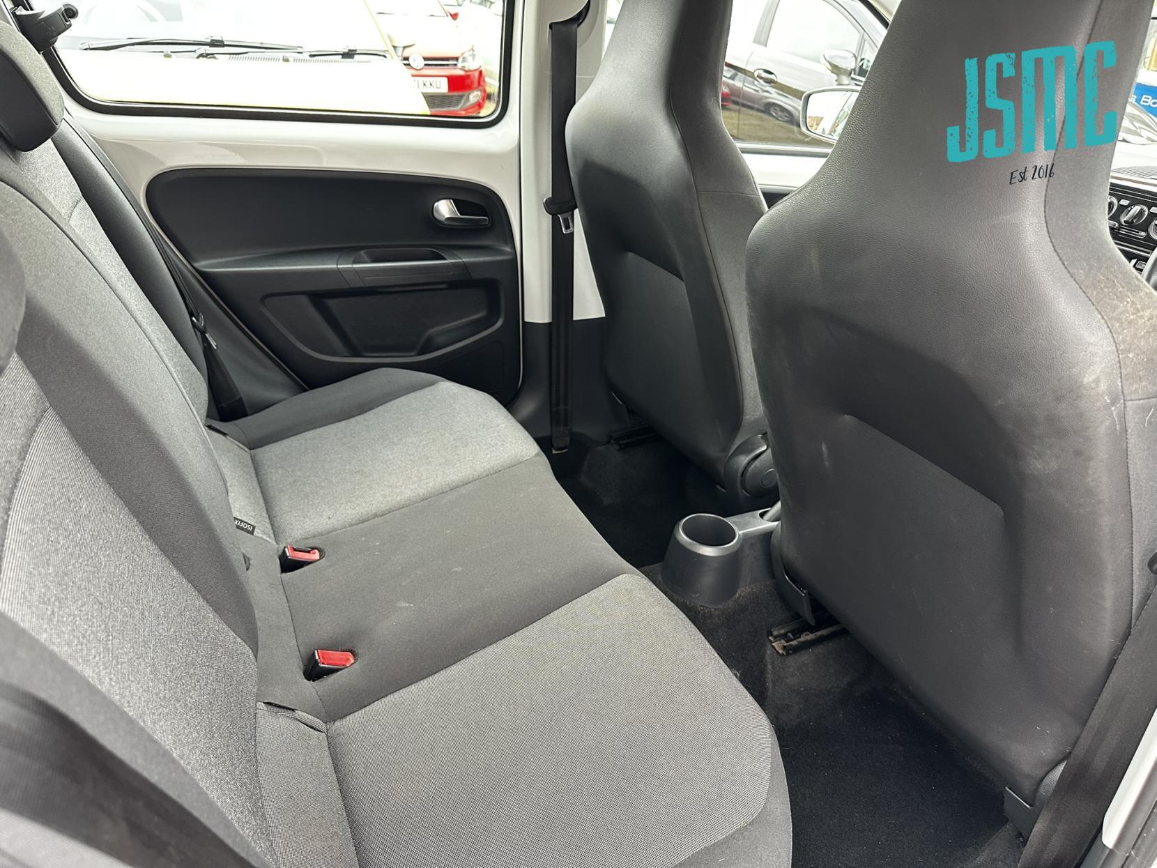 Volkswagen up! 1.0 Move up! Hatchback 5dr Petrol ASG Euro 5 (60 ps)