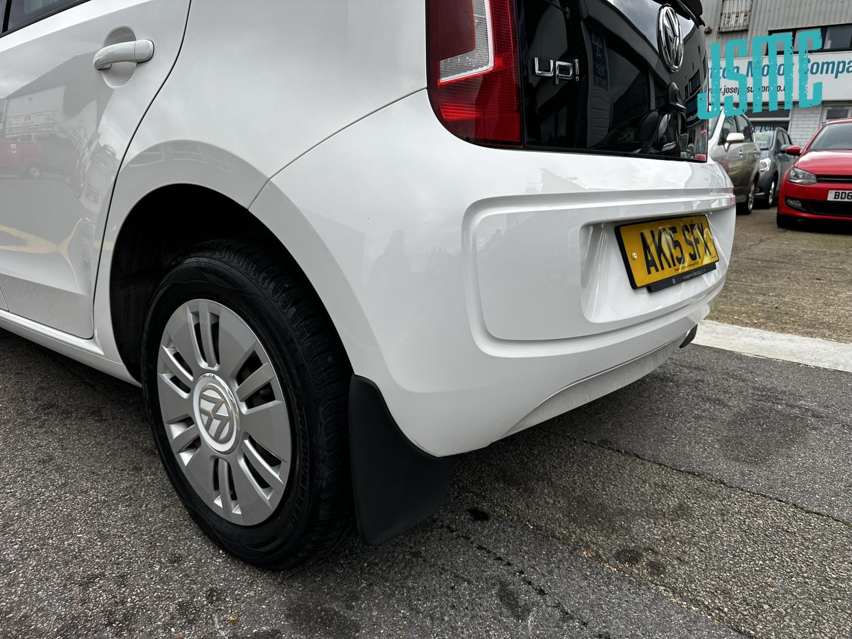 Volkswagen up! 1.0 Move up! Hatchback 5dr Petrol ASG Euro 5 (60 ps)