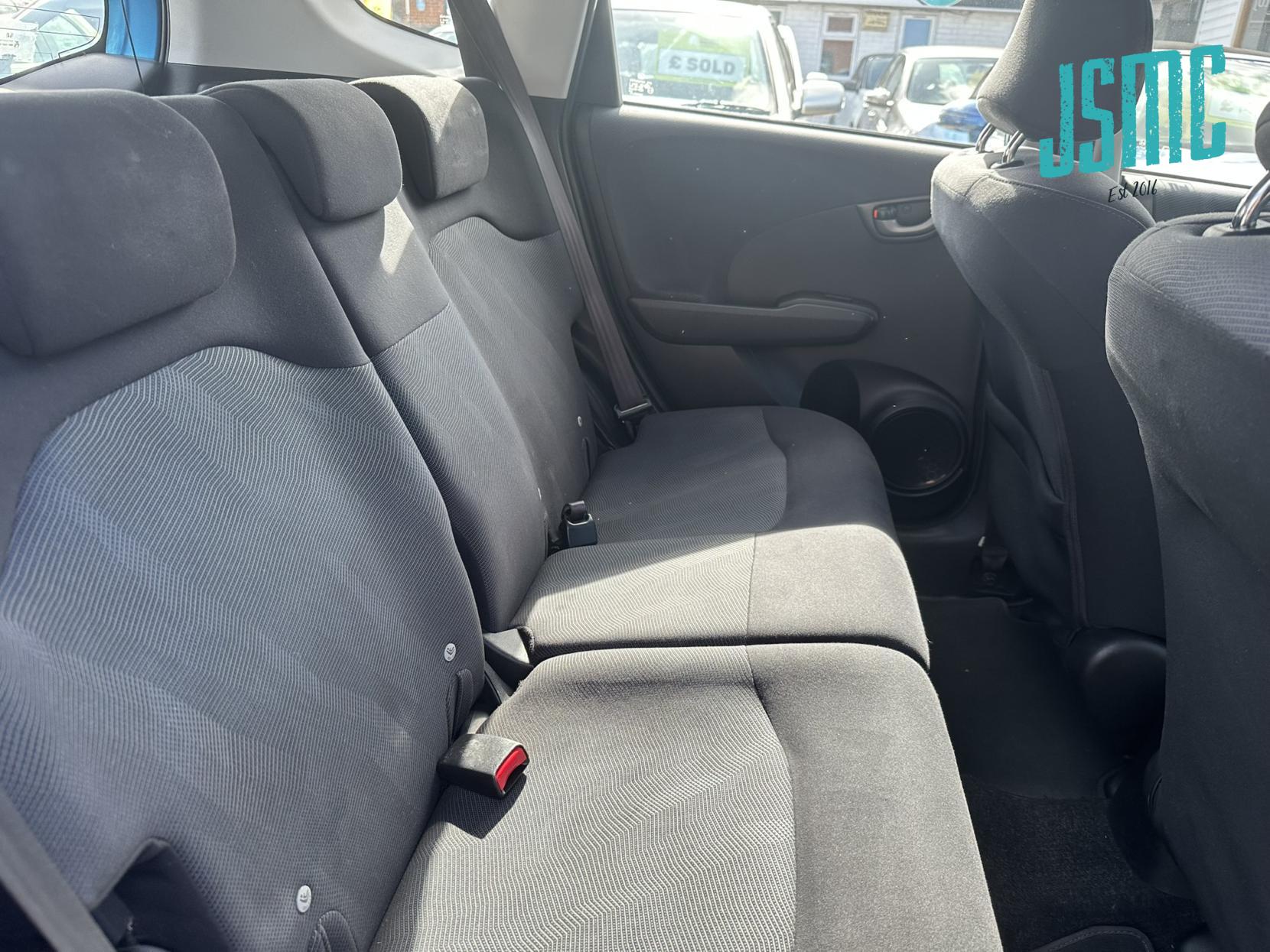 Honda Jazz 1.4 i-VTEC ES Hatchback 5dr Petrol Manual Euro 4 (100 ps)