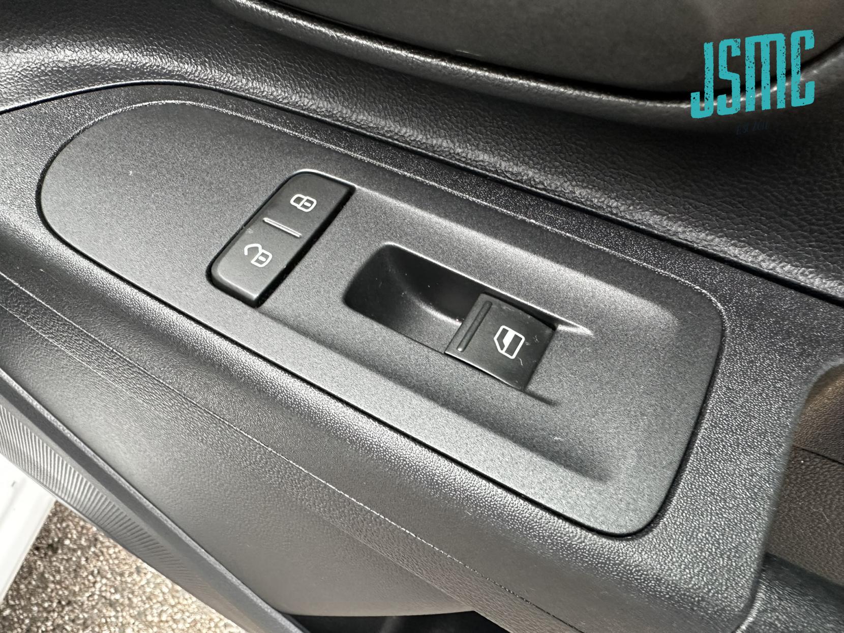 Skoda Citigo 1.0 MPI SE Hatchback 5dr Petrol ASG Euro 5 (60 ps)