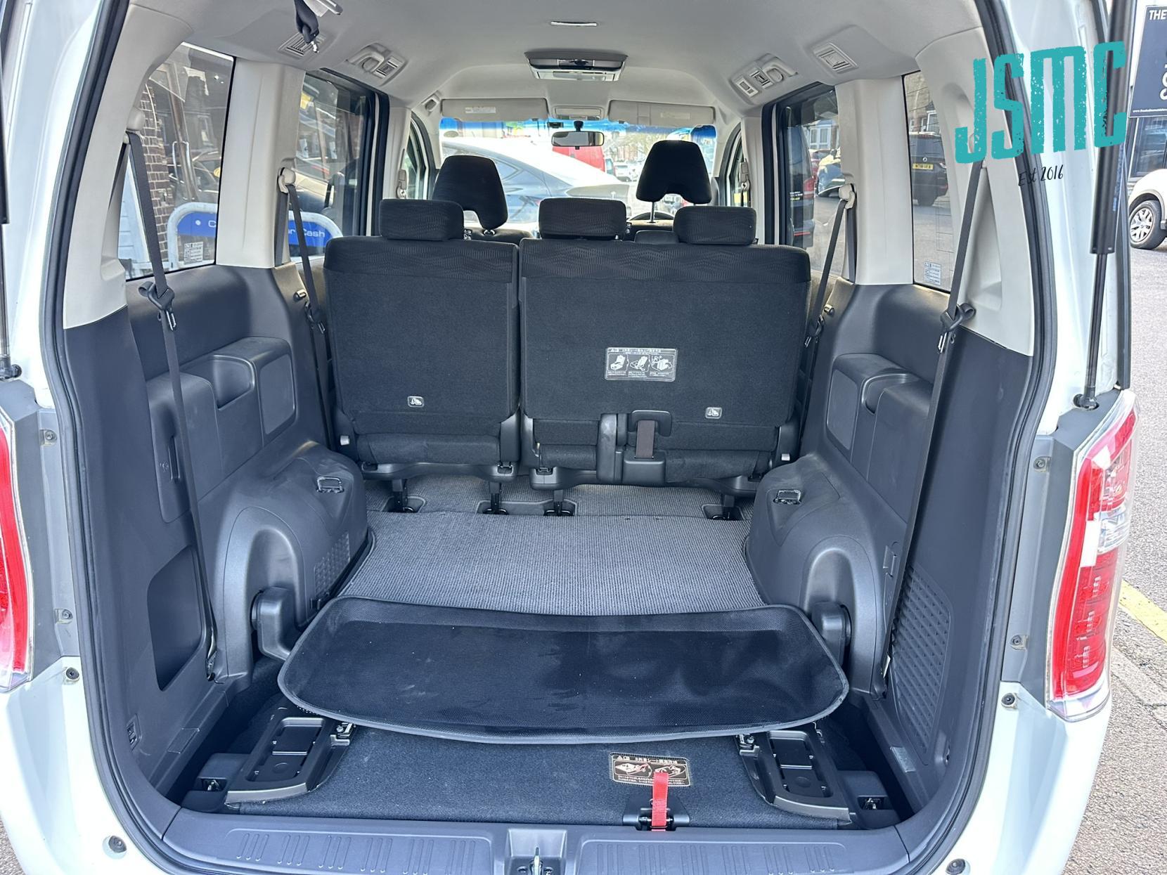 Honda Stepwagon G COMFORT SEL, Automatic, 8 Seater, petrol. 